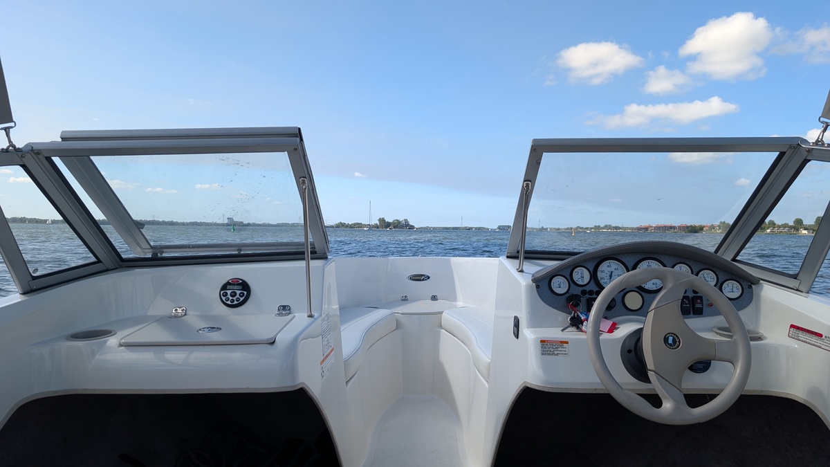 Stingray 195RX — foto 4 van 76