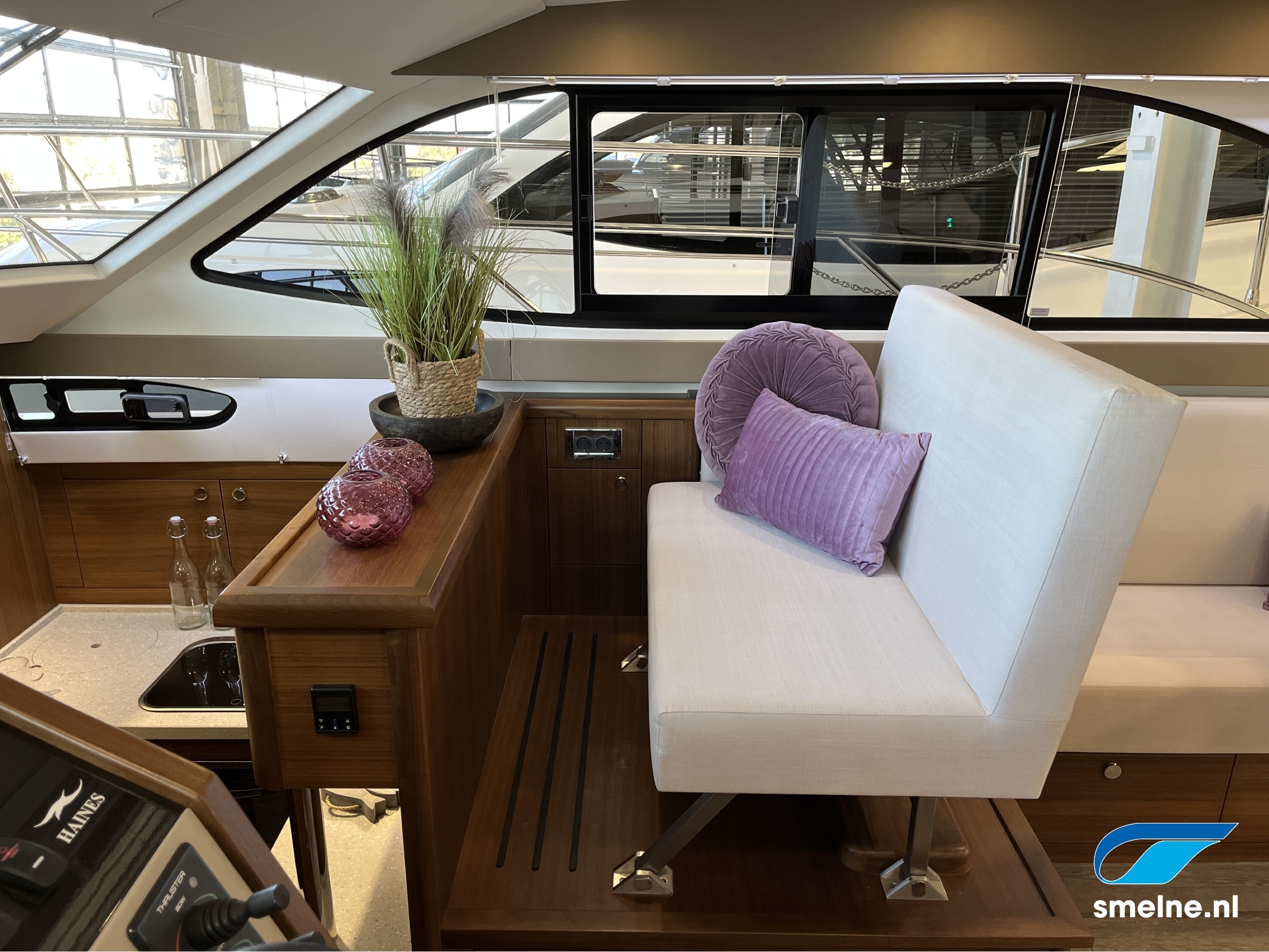 Haines 32 Offshore — foto 15 van 70