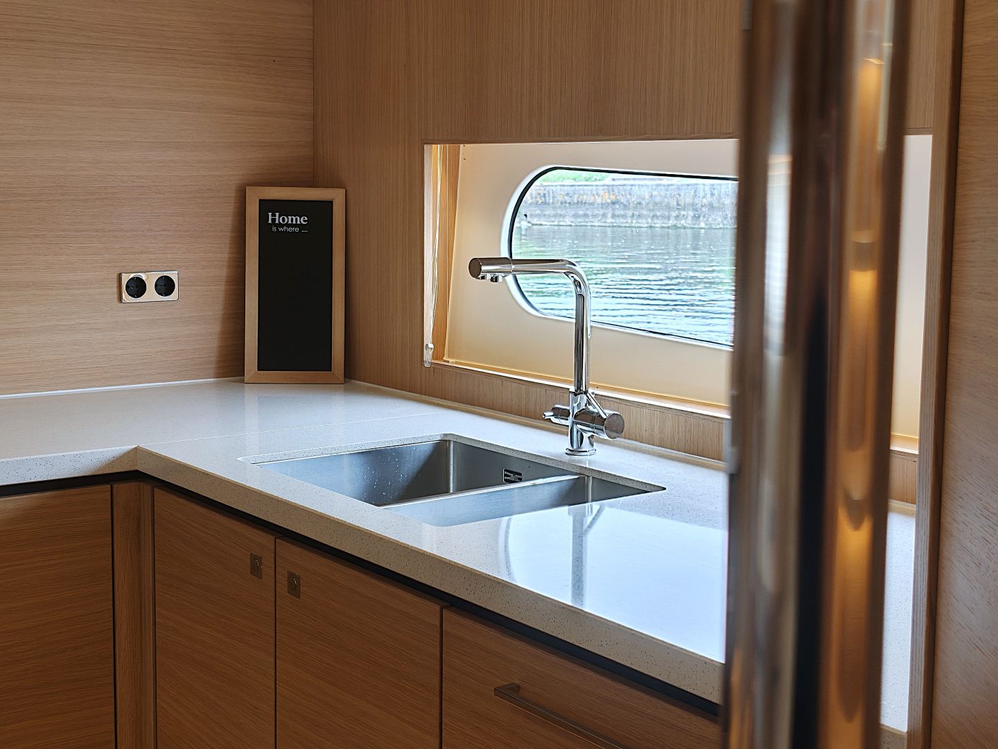 De Alm Grand Voyager 65 — foto 30 van 66