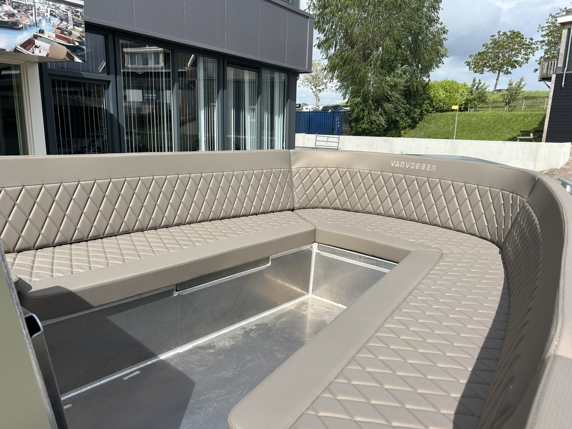 Van Vossen VanVossen E-tender 650 E-propulsion 6kW — foto 4 van 6