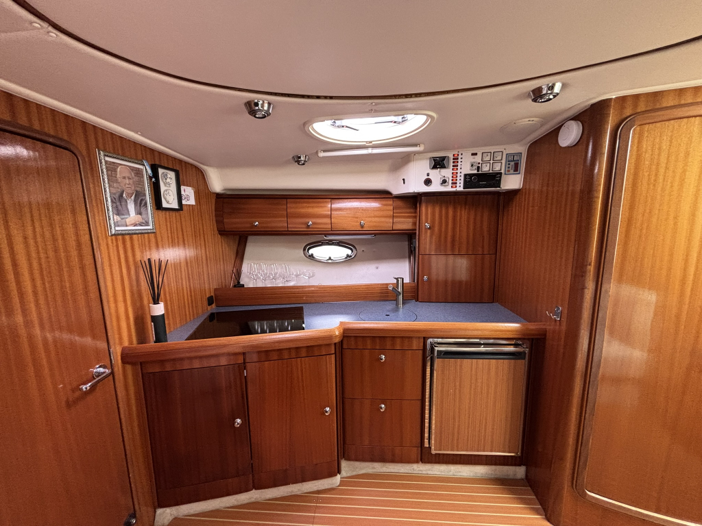 Bavaria  37 Sport — foto 20 van 33