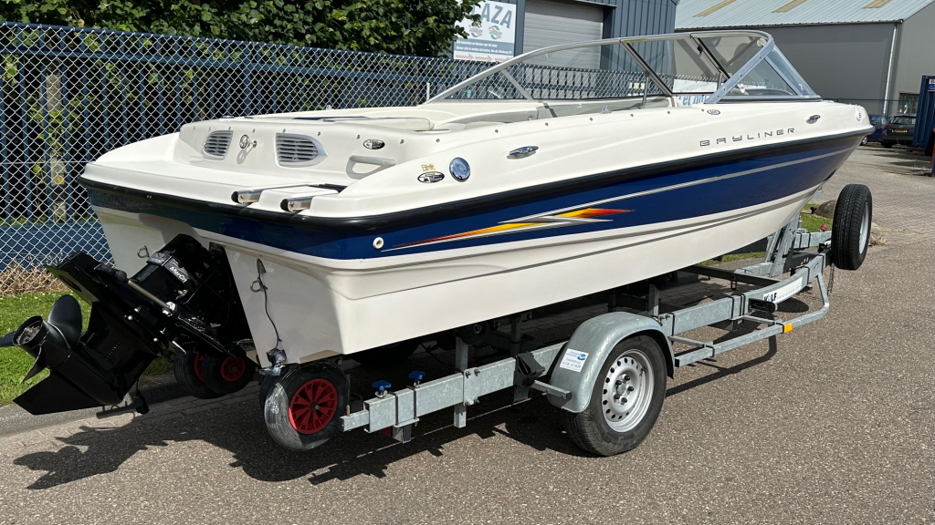 Bayliner 185 — foto 7 van 15