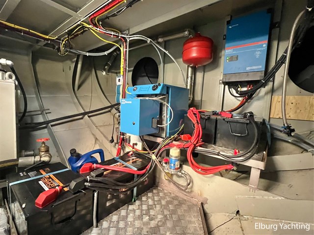 Bronsveen Spitsgatkotter 14.98 — foto 44 van 68
