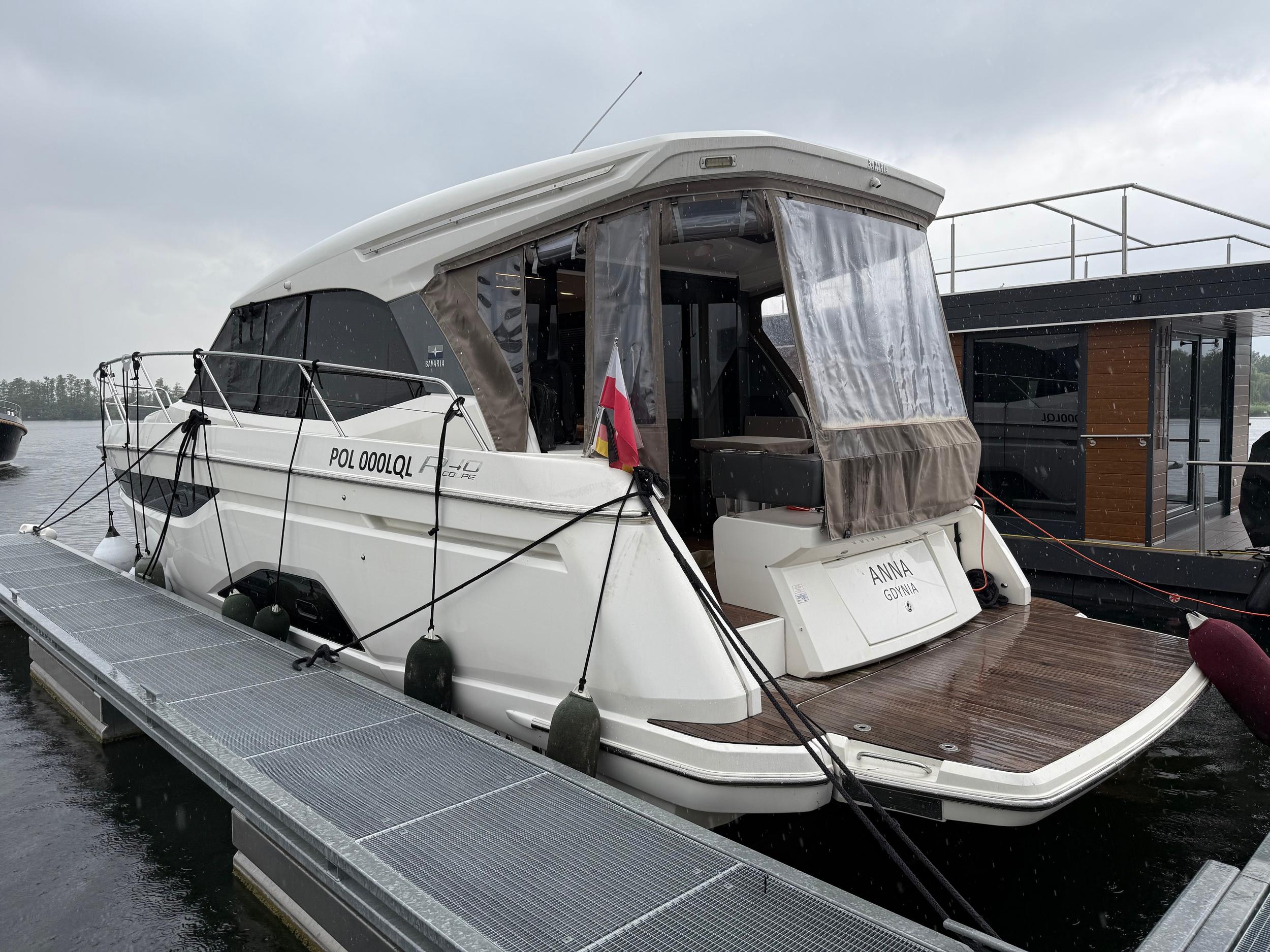 Bavaria R40 Coupe — foto 3 van 36