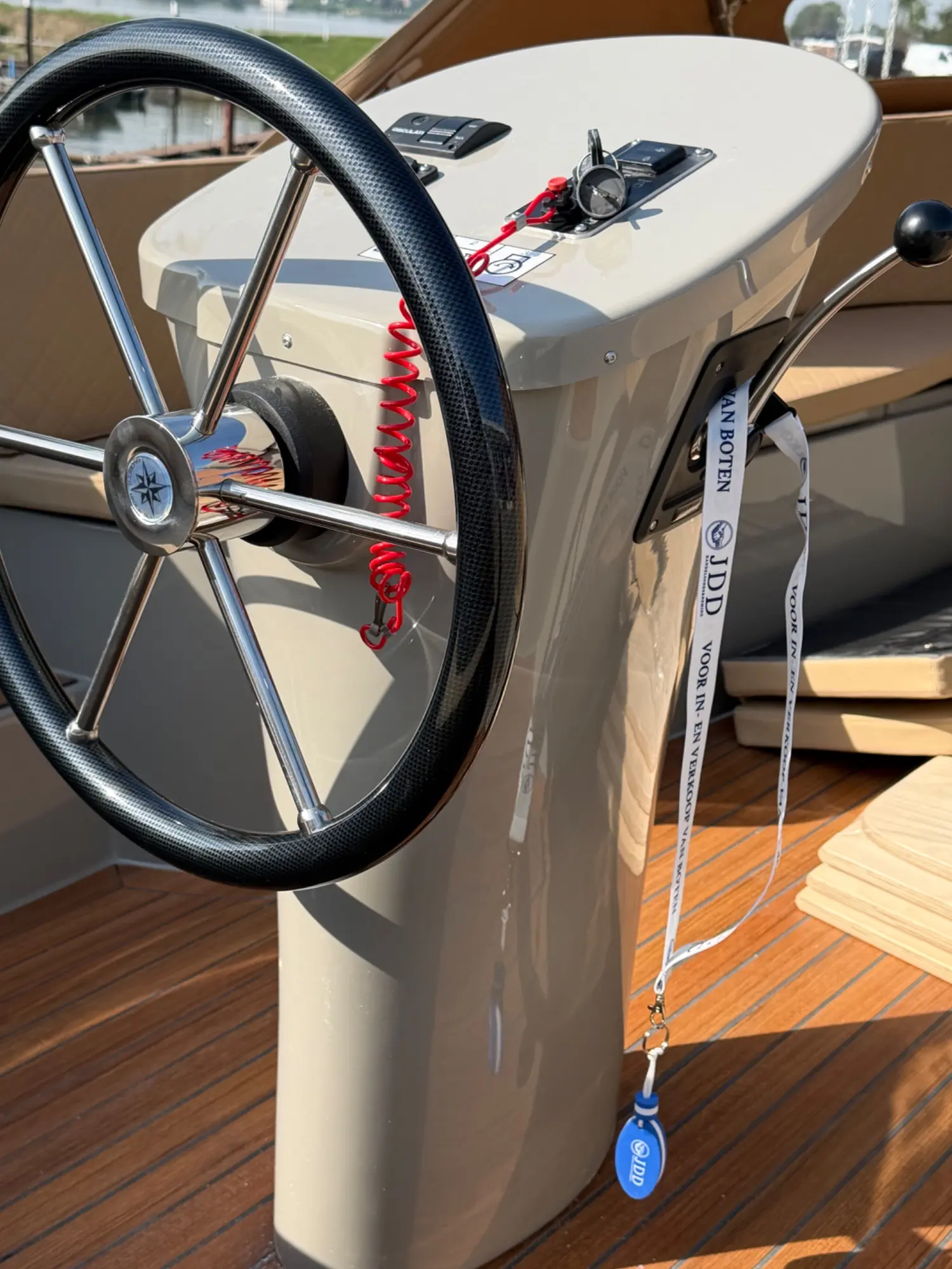 Maassloep 570 demo! 10 vaar uren van €21.950,- voor € 19.950,- — foto 7 van 13