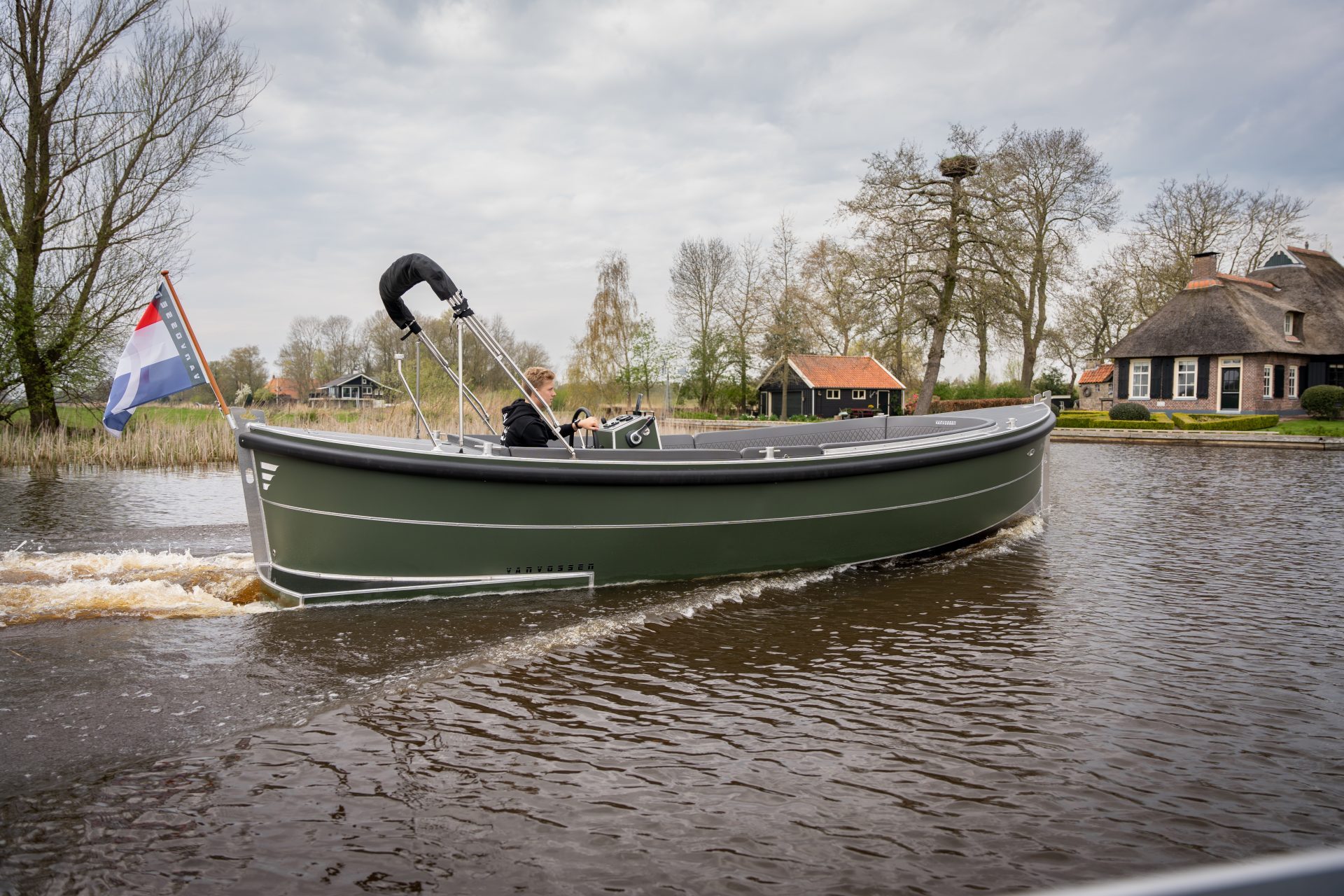 Van Vossen VanVossen Sloep 700