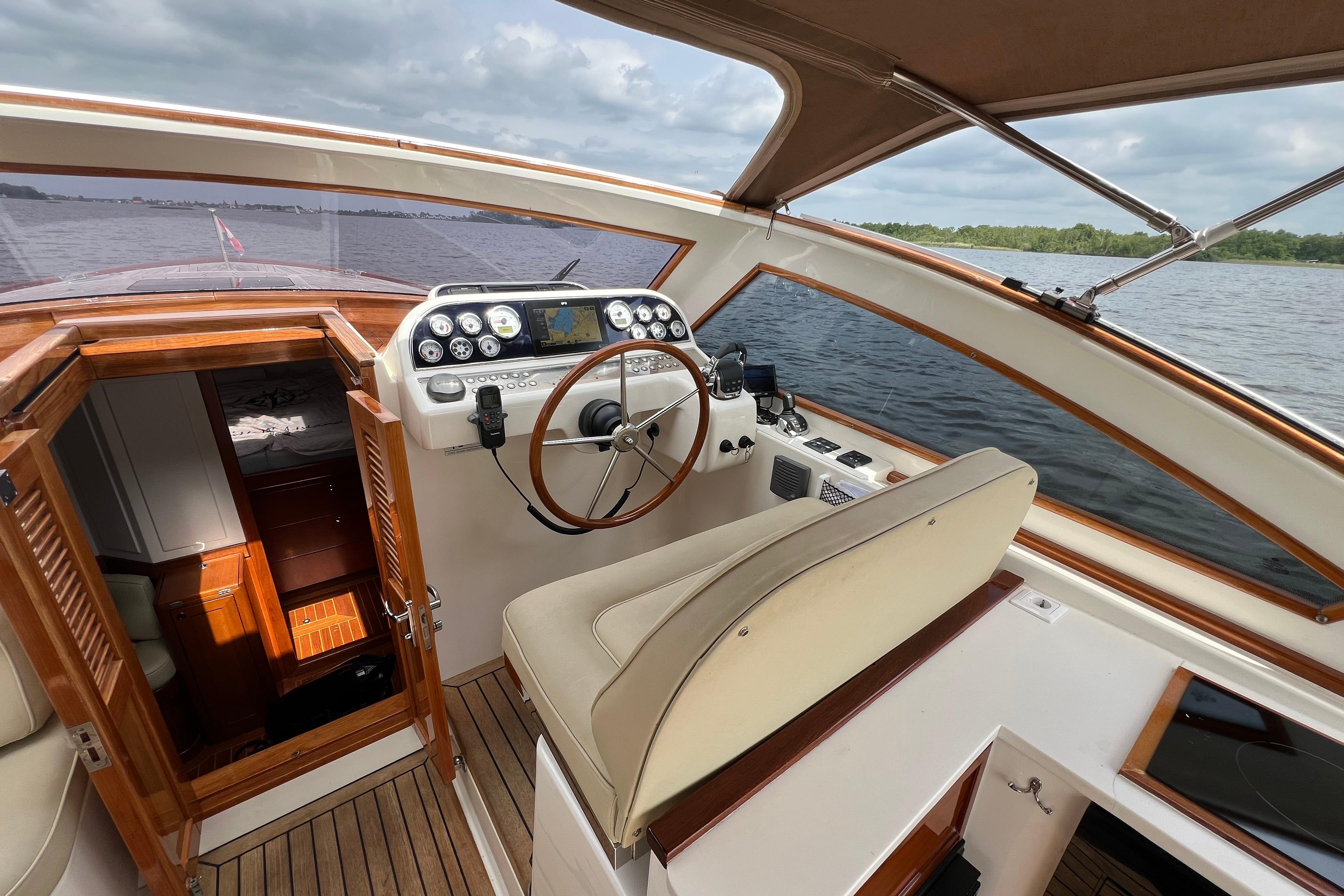 Long Island 40 Runabout — foto 34 van 71