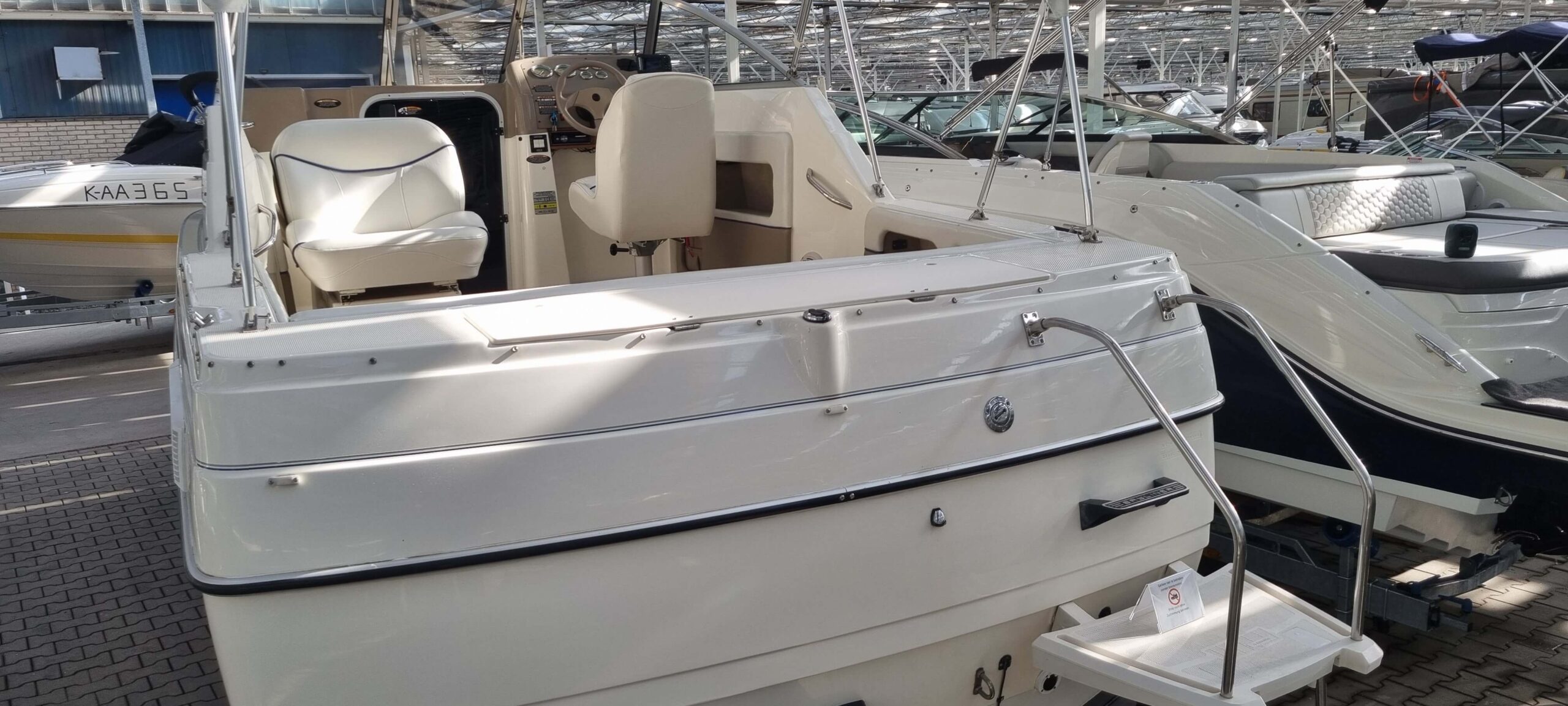 Bayliner 222 Classic Cruiser — foto 9 van 11