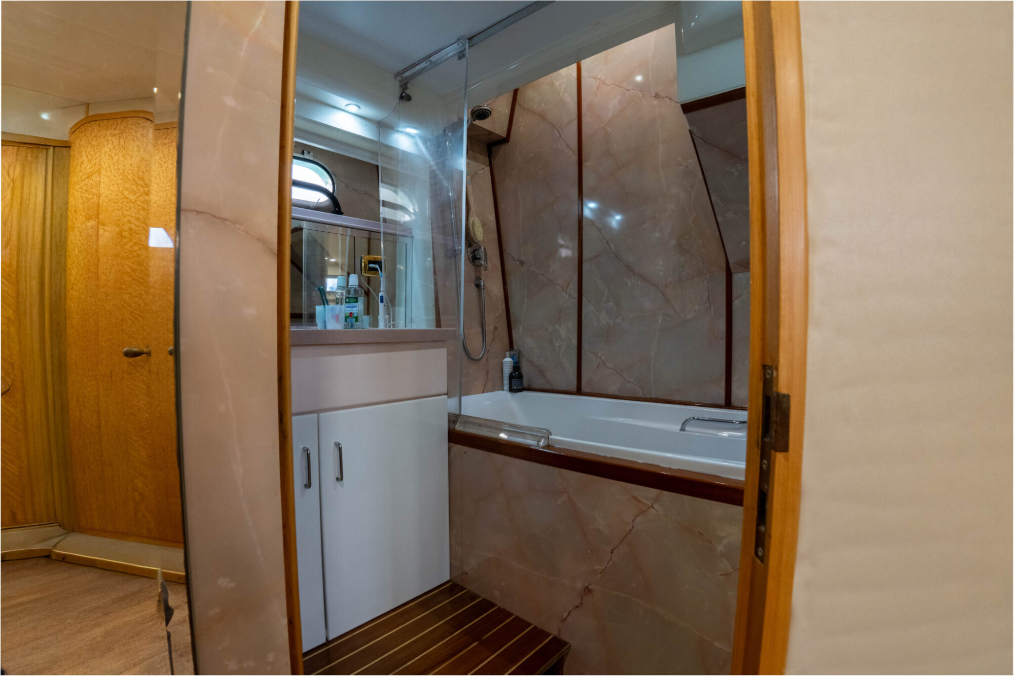 Fairline Squadron 62/65 — foto 65 van 135
