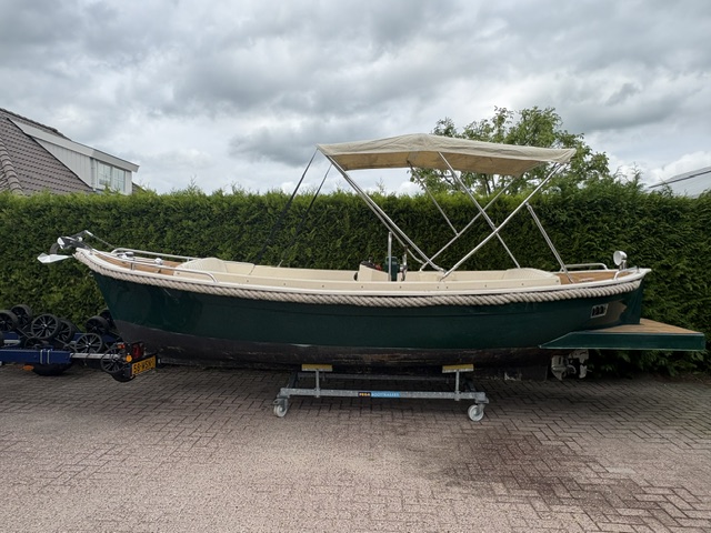 Narval 620 met Honda 10 PK 4 Takt