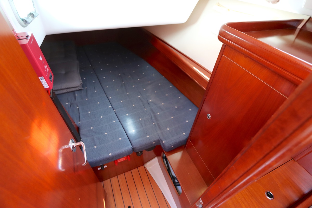 BENETEAU OCEANIS CLIPPER 373 — foto 13 van 48