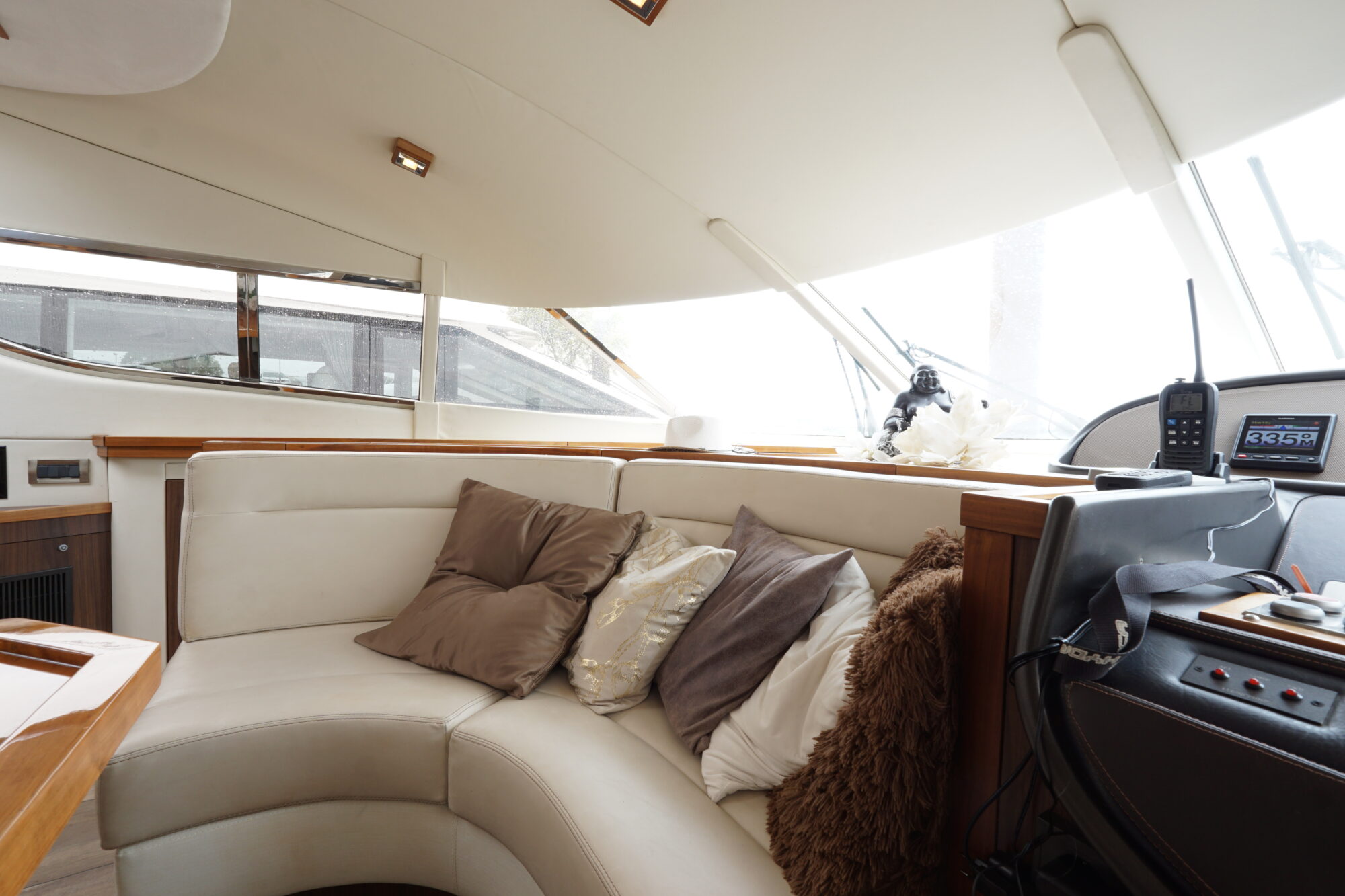 Sunseeker 62 Manhattan — foto 19 van 86
