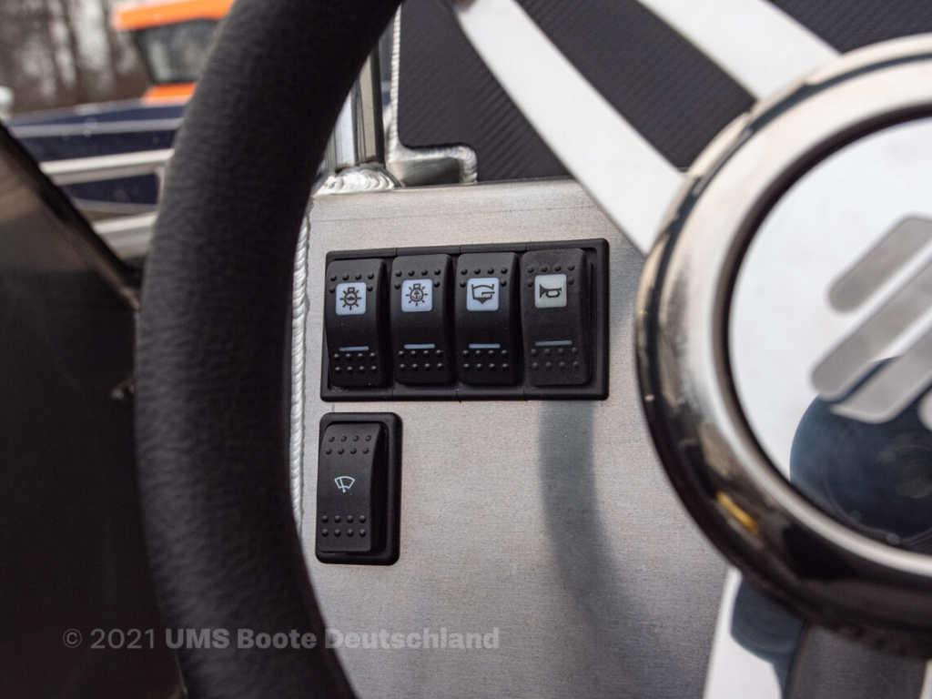 UMS 585 DC Pro — foto 12 van 16