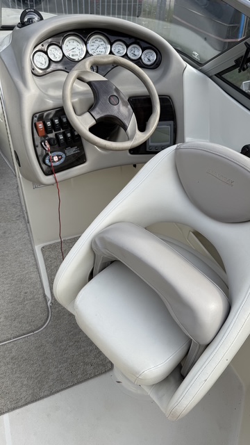 Stingray 240 LR — foto 17 van 22