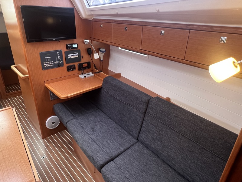 Bavaria Cruiser 37-3 — foto 9 van 49