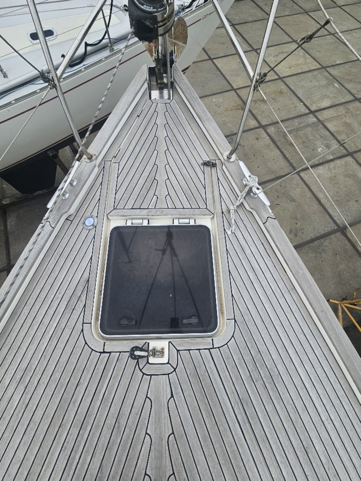 Bavaria 42 Cruiser — foto 22 van 28