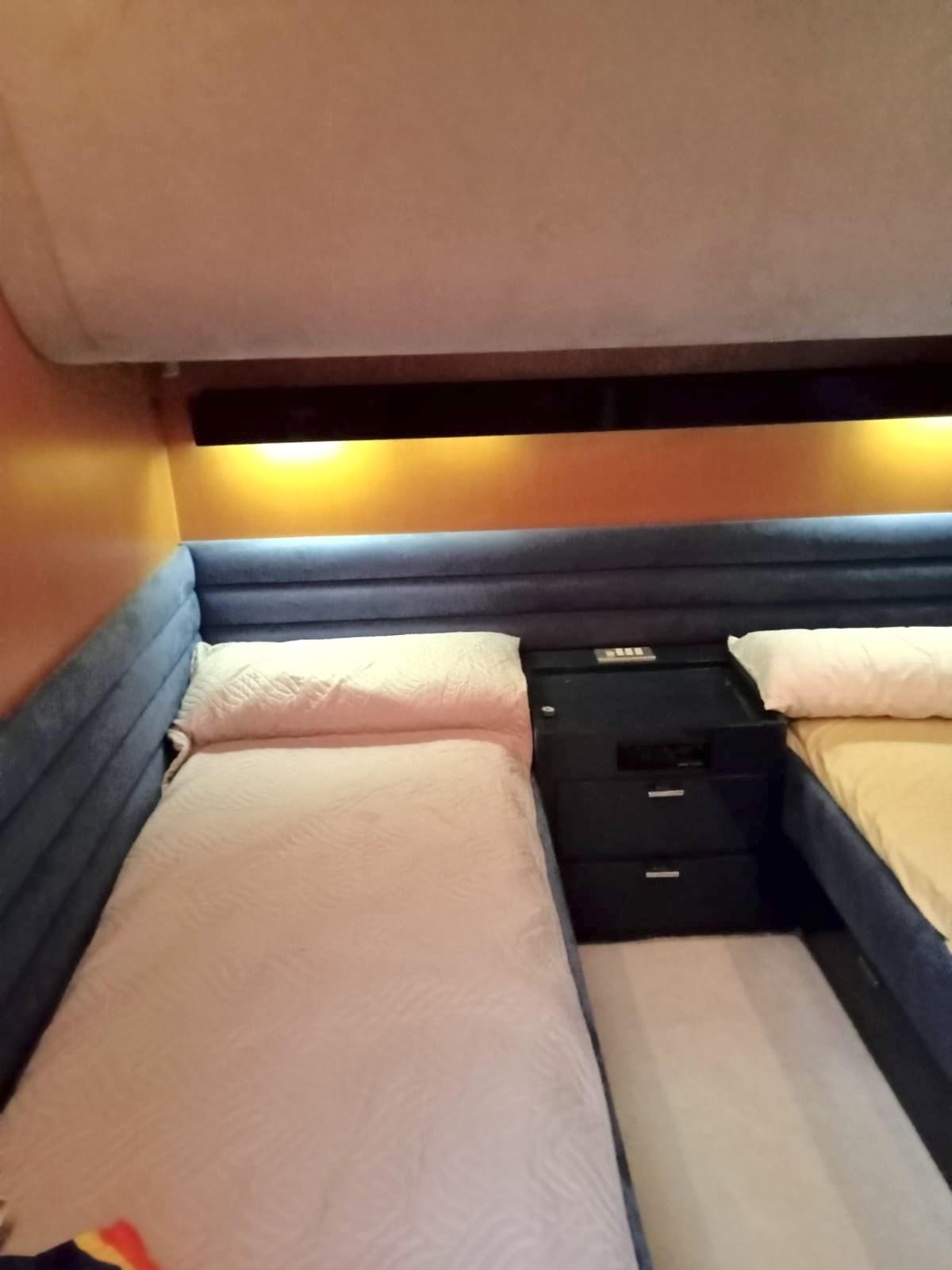 Riva Furama 58 - BluYachting — foto 12 van 12