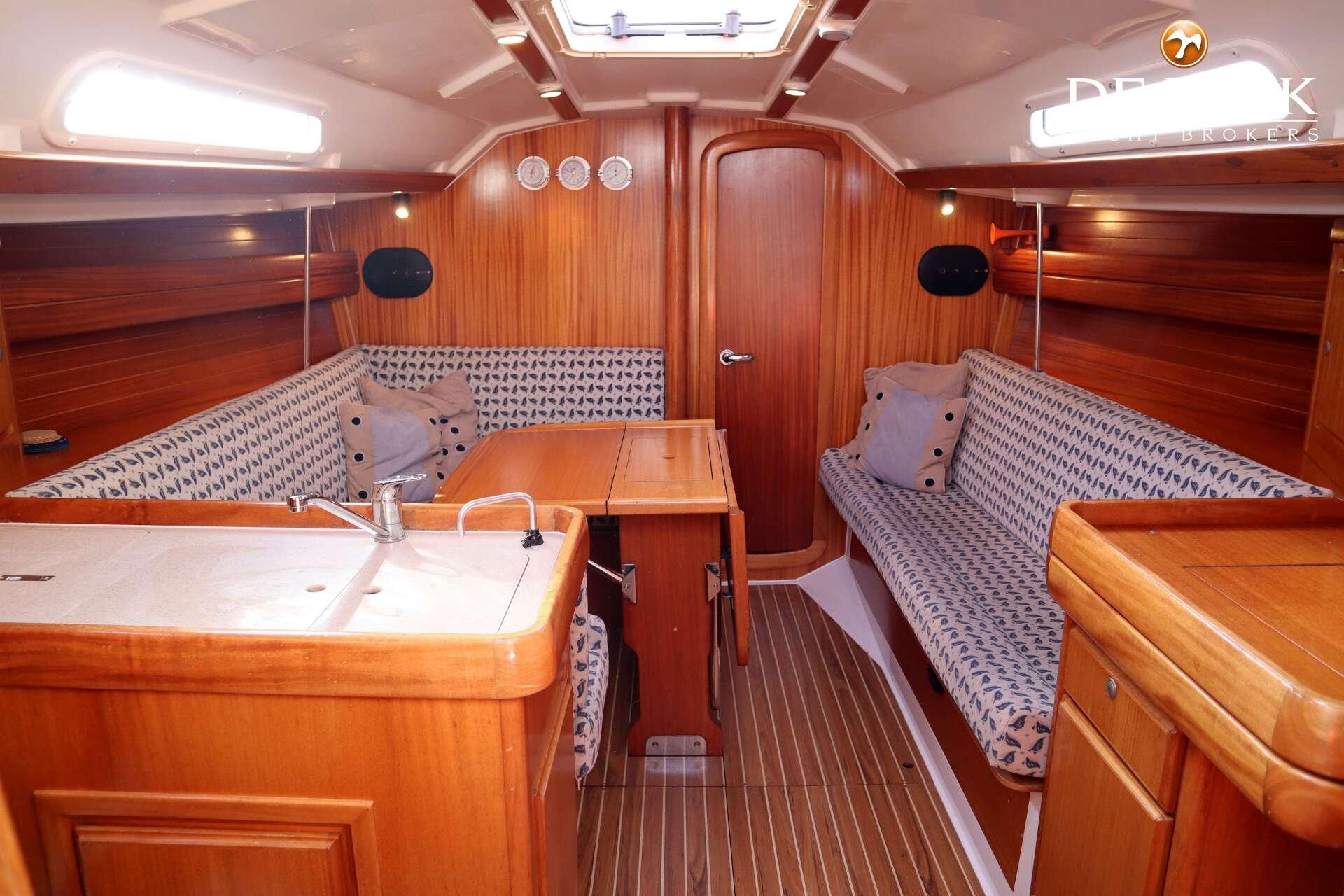 Dufour 35 Classic — foto 21 van 38