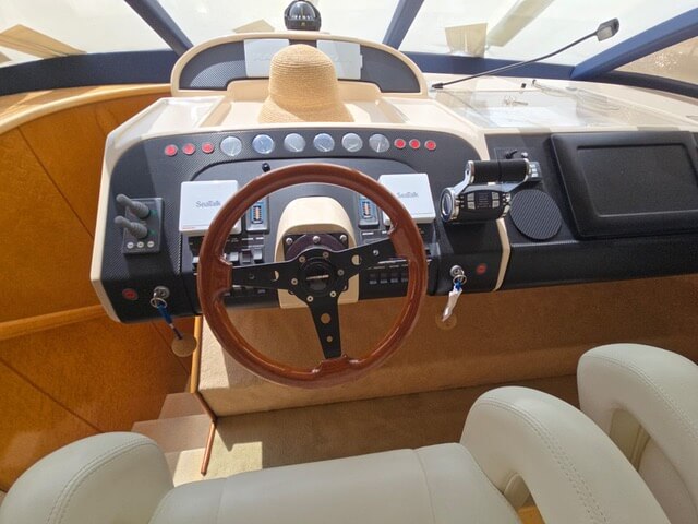 Fairline 62/65 Squadron - BluYachting — foto 10 van 12