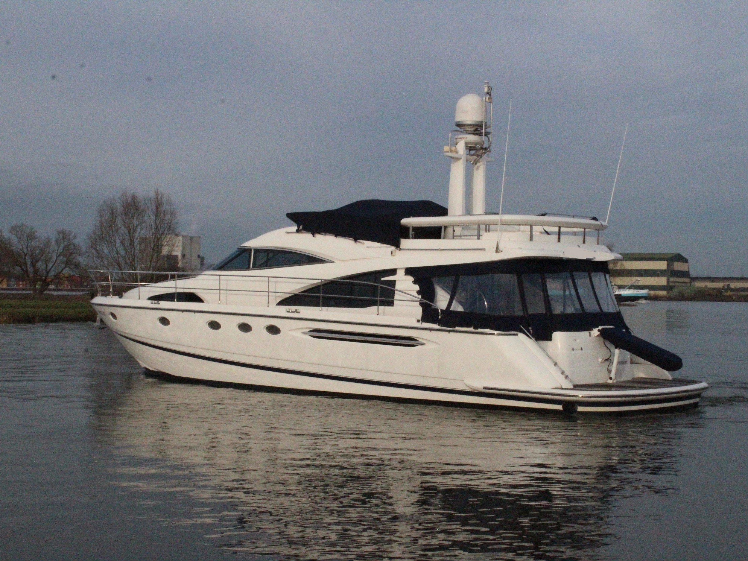 Fairline Squadron 58 — foto 3 van 21
