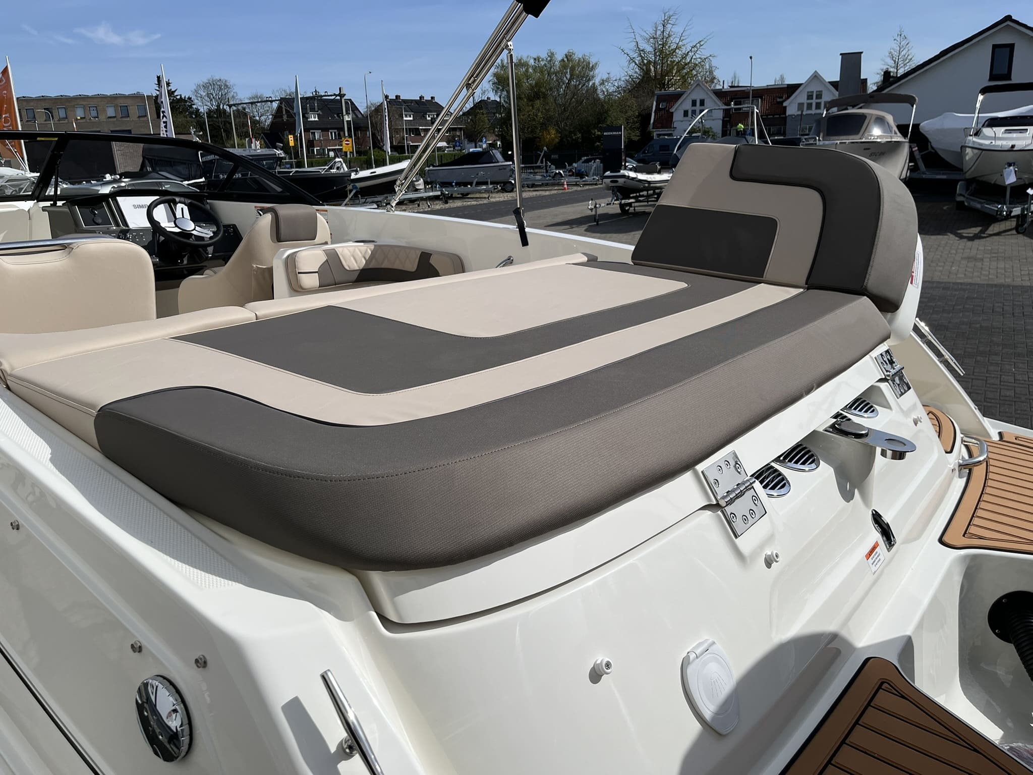 Bayliner VR6 Bowrider — foto 12 van 31