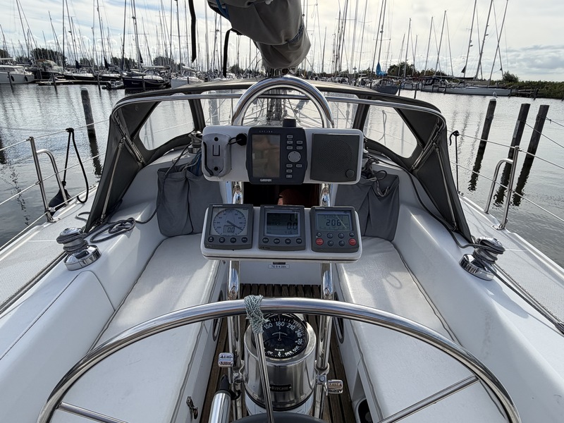 Catalina 320 — foto 18 van 43