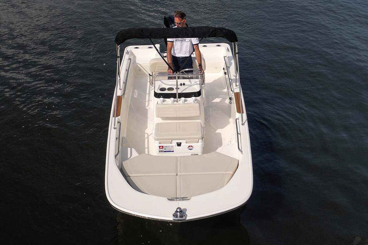 Boston Whaler 170 Montauk — foto 28 van 34