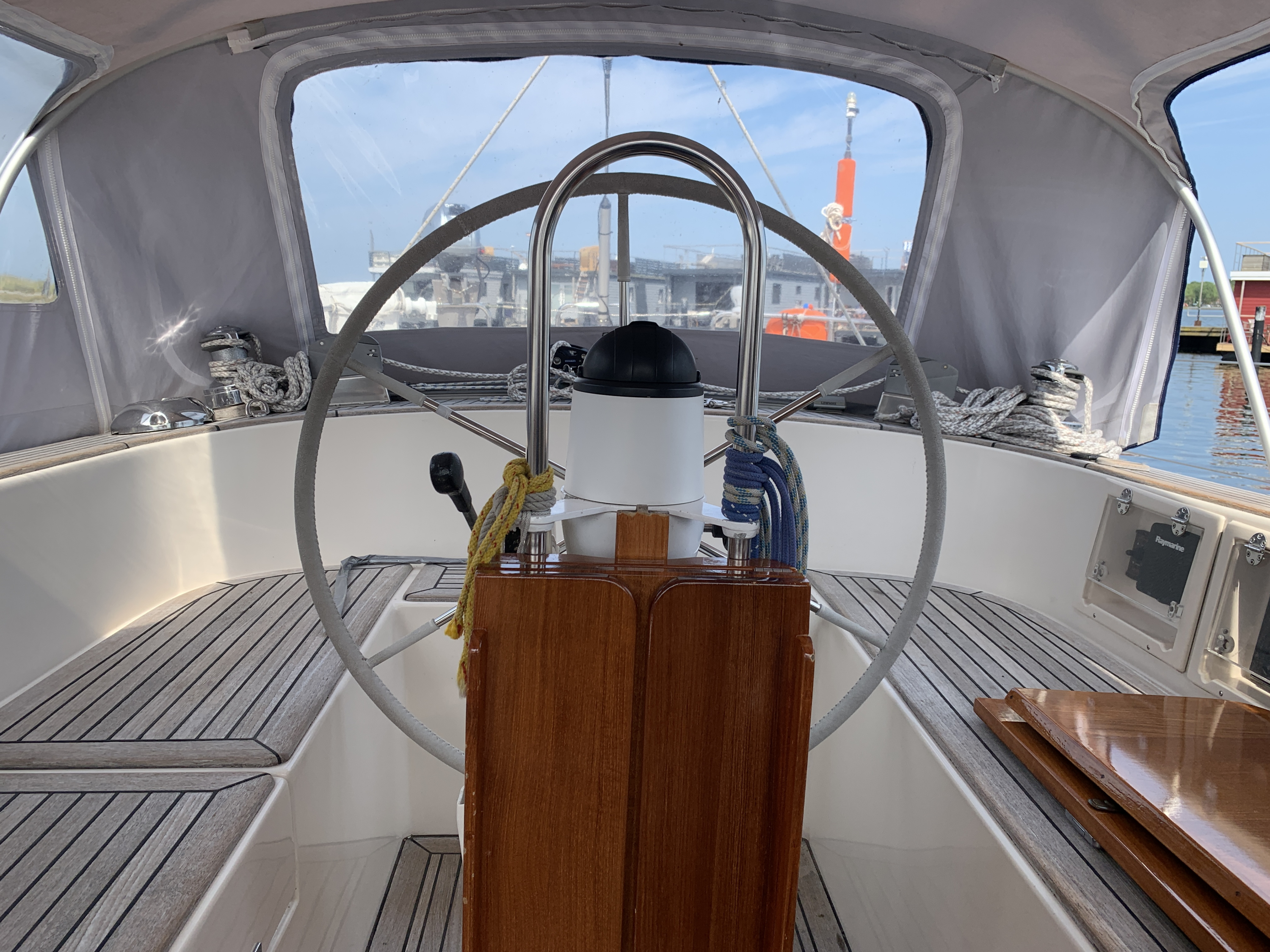 Hallberg-Rassy 42 — foto 20 van 77