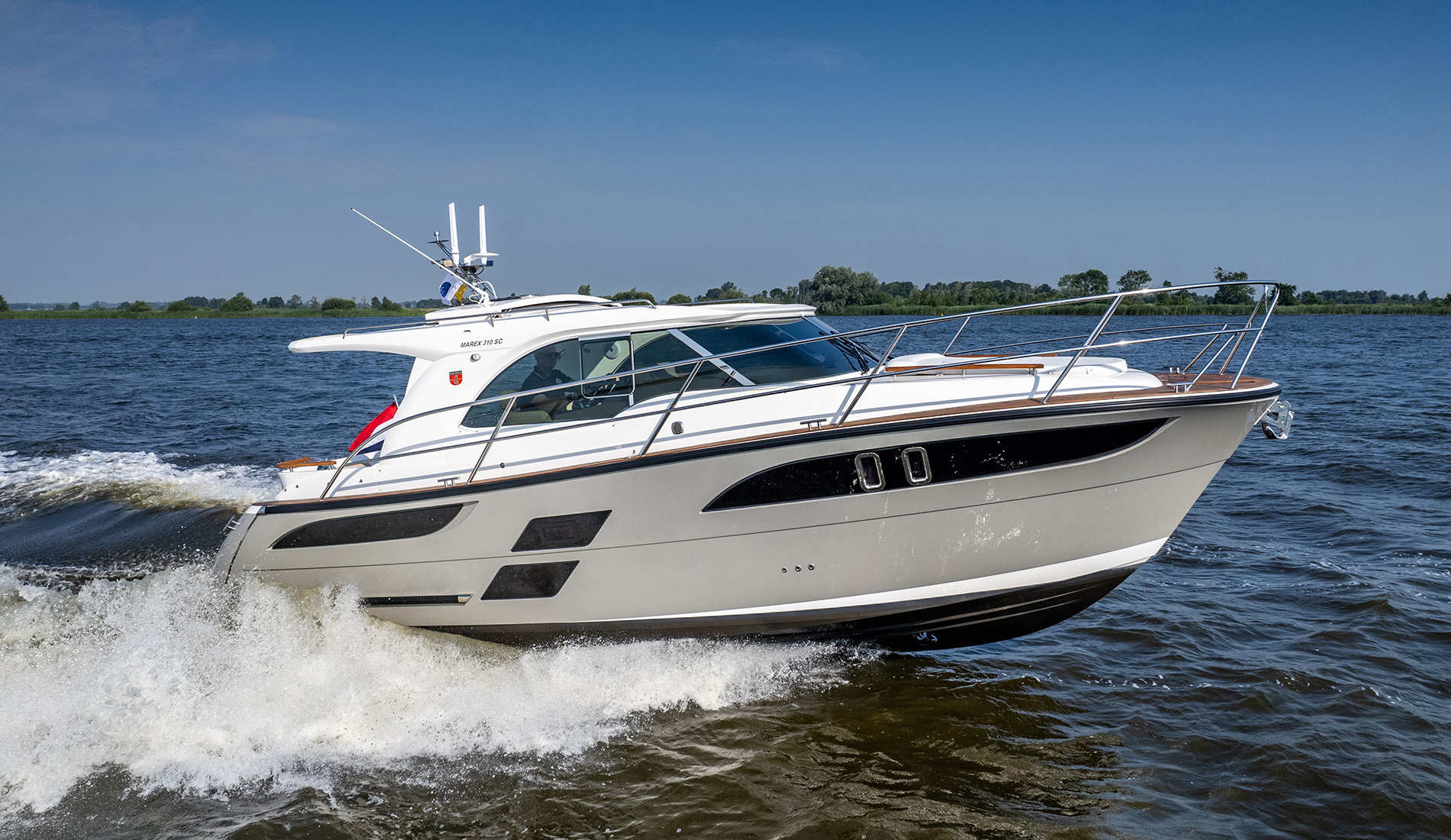 Marex 310 Sun Cruiser