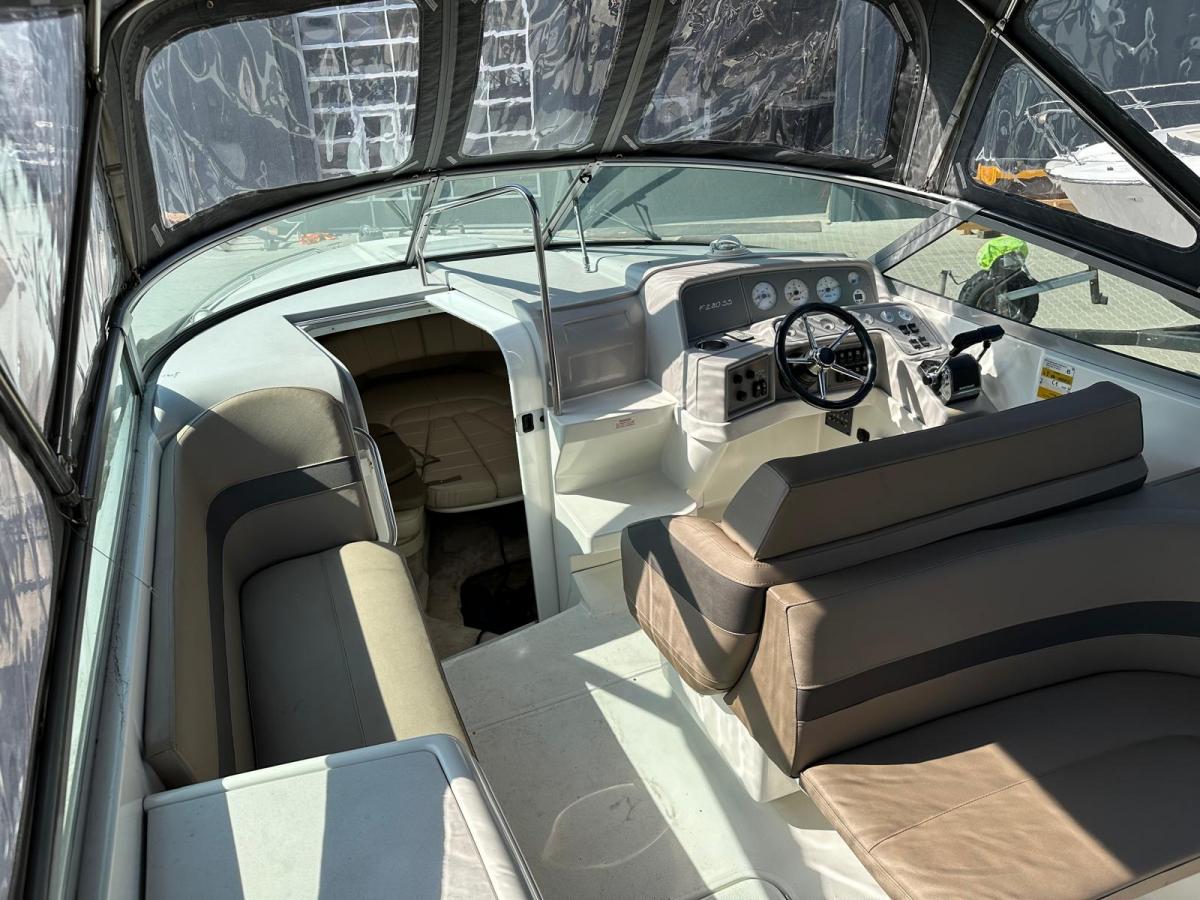 Formula F-280 SS Cuddy cabin — foto 24 van 27