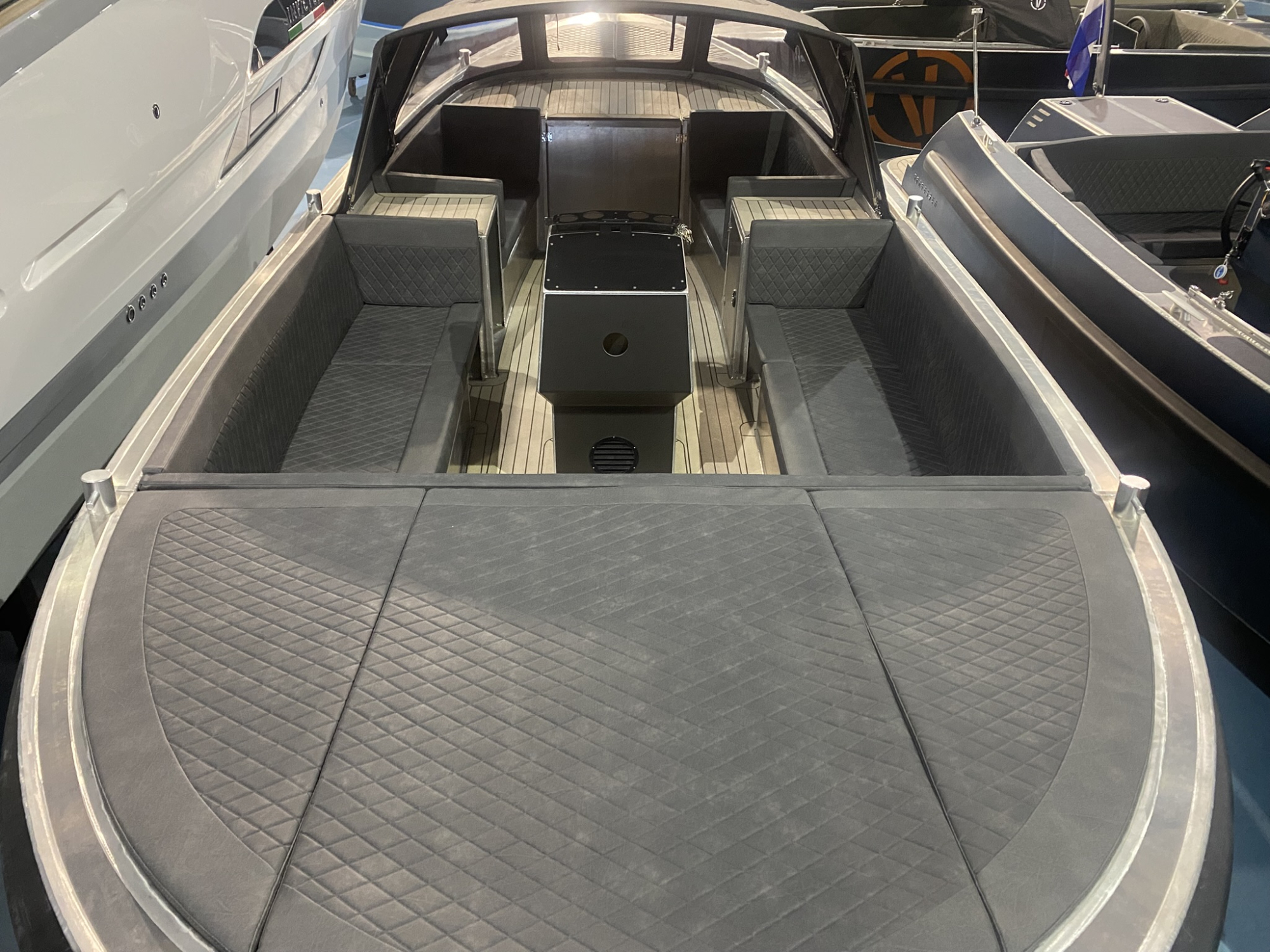 Van Vossen Sloep 777 (cabin) met Honda 150 pk — foto 6 van 10