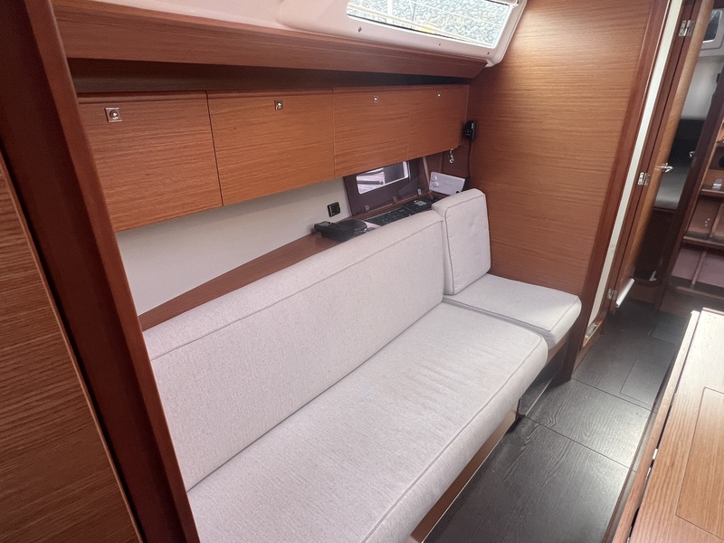 Dufour 360 GL — foto 9 van 45