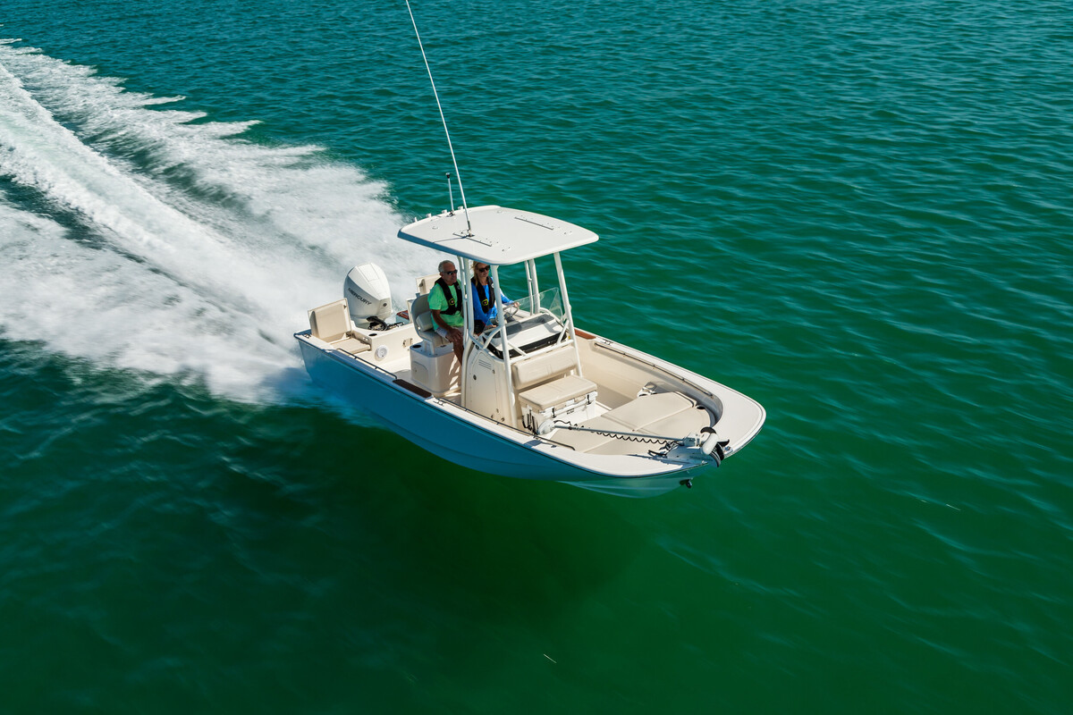 Boston Whaler 210 Montauk — foto 1 van 22