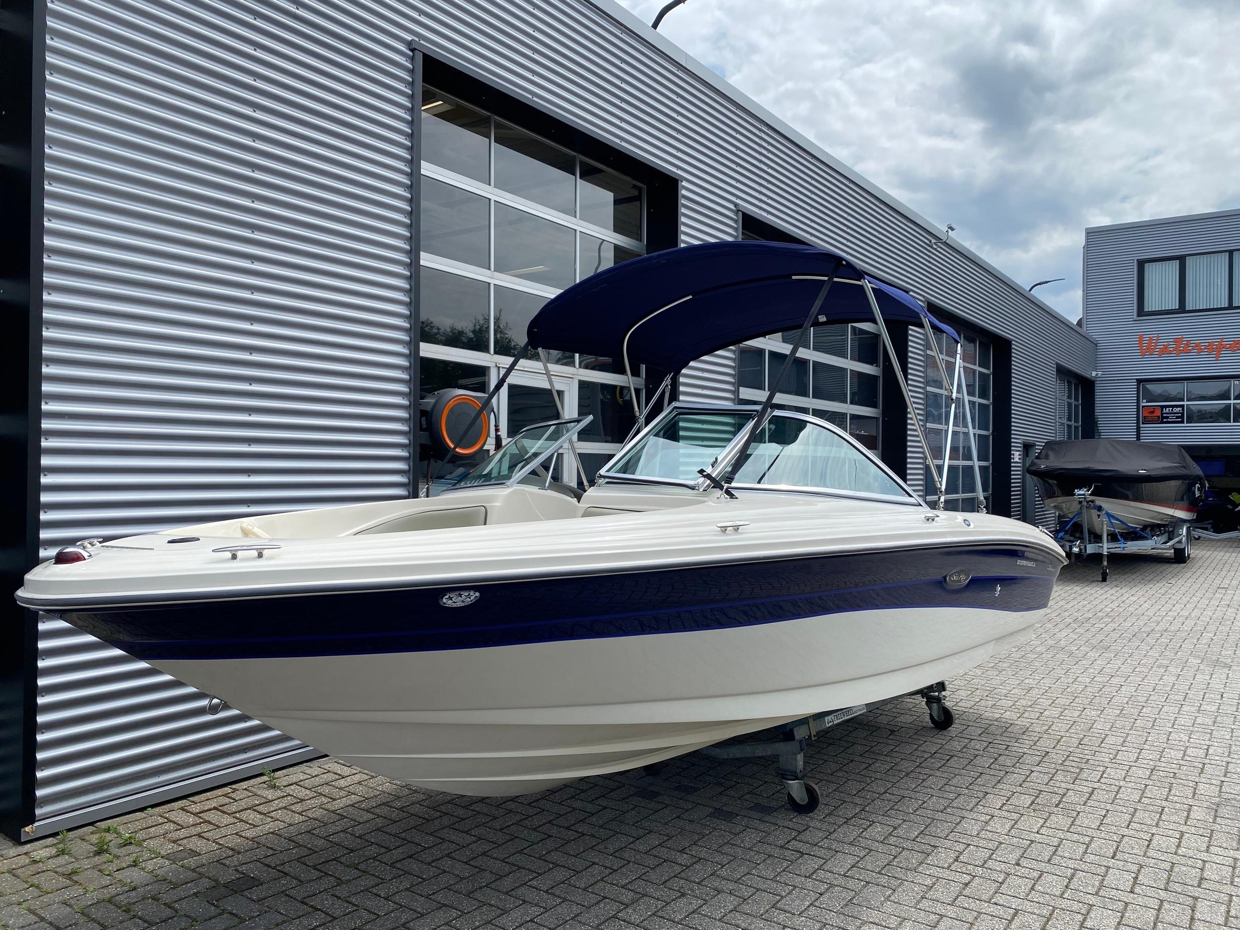 Sea Ray 185 Sport — foto 3 van 16
