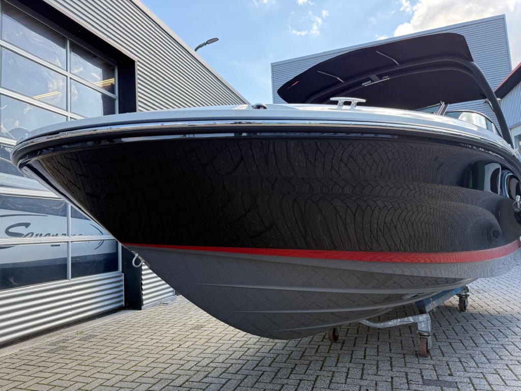 Sea Ray SPX 190 Outboard — foto 10 van 35