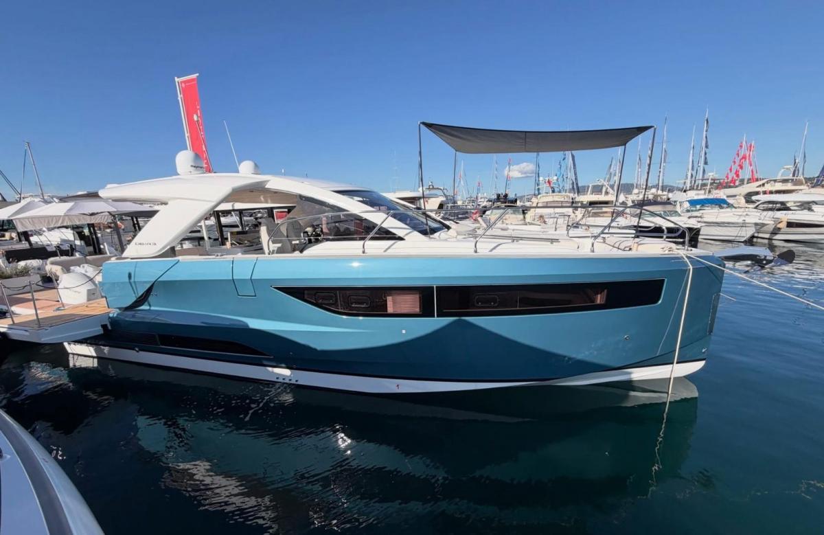 Jeanneau DB43 — foto 2 van 43
