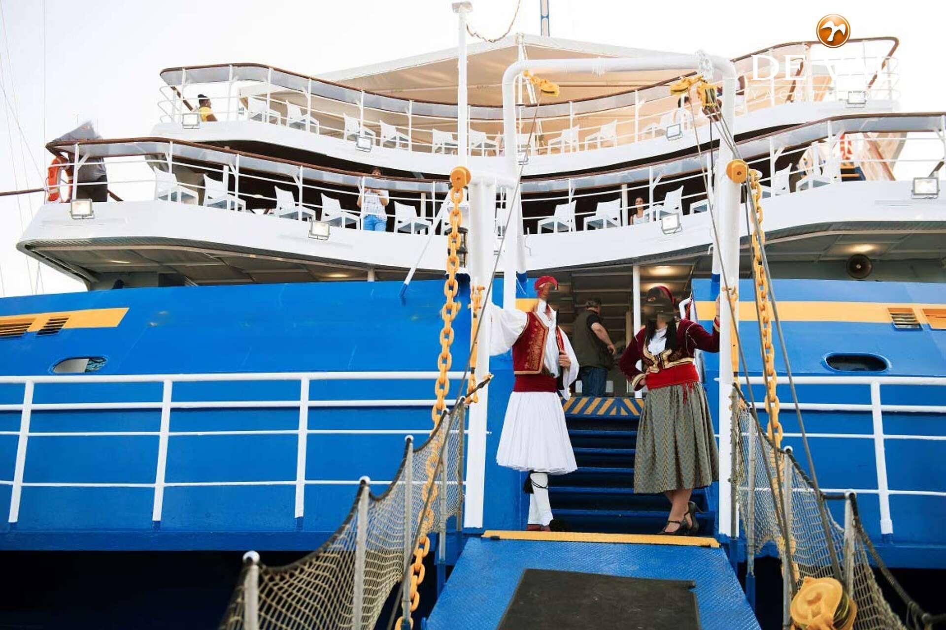 Day Passengers Ship 77.4 — foto 14 van 42