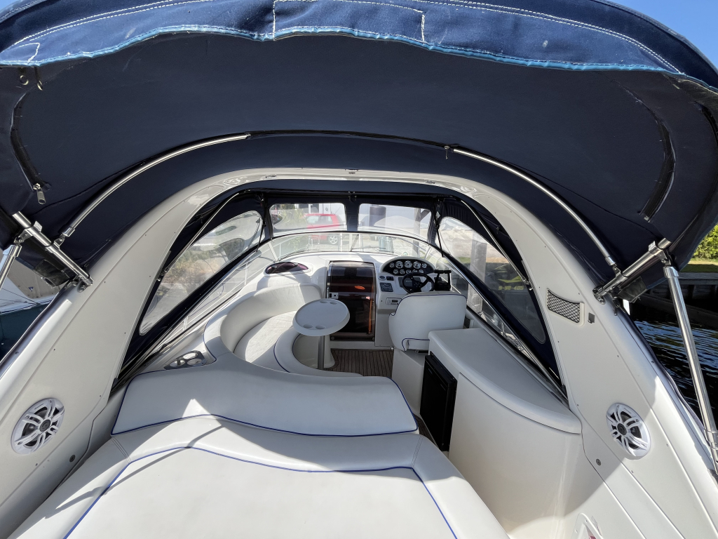 Bavaria  30 Sport — foto 9 van 23