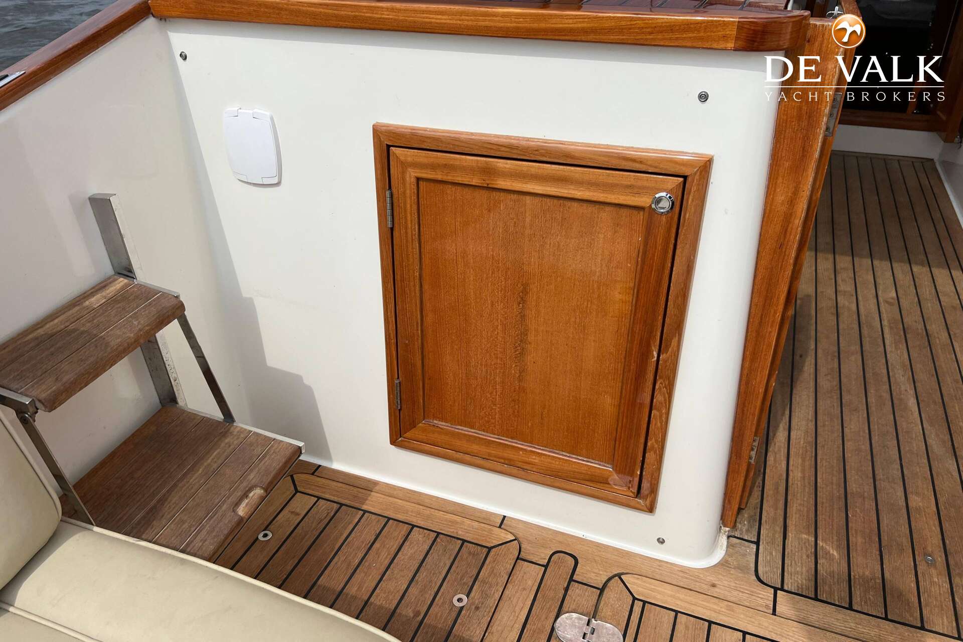 Long Island 40 Runabout — foto 14 van 41