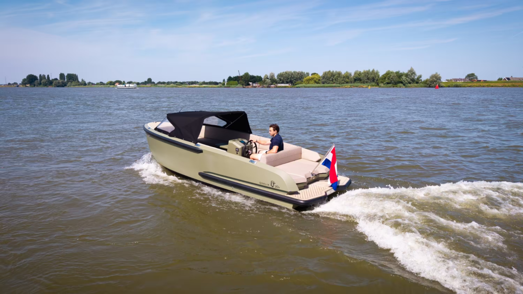 Qualia QT20 E | Elektrische aluminium tender — foto 2 van 24