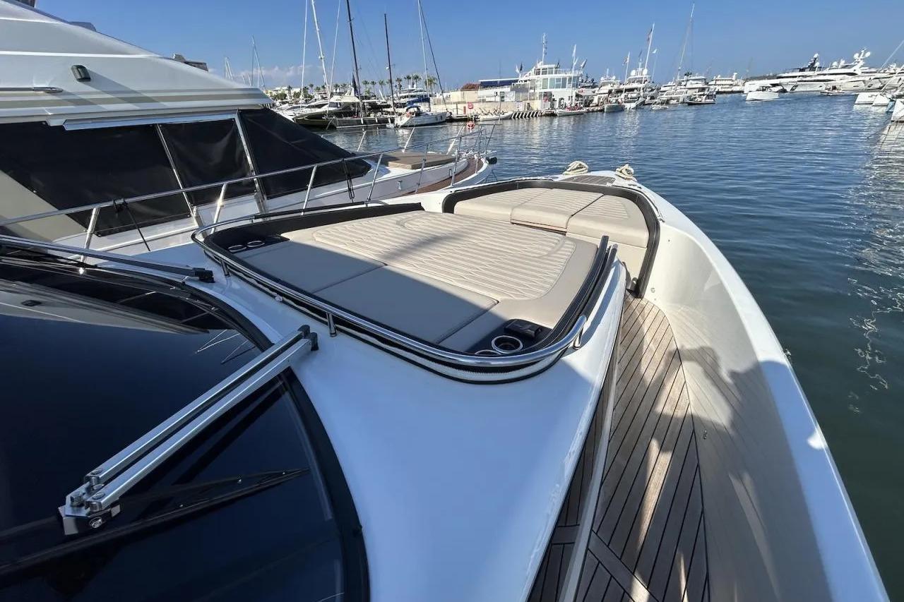 Cranchi A46 Luxury Tender — foto 9 van 21