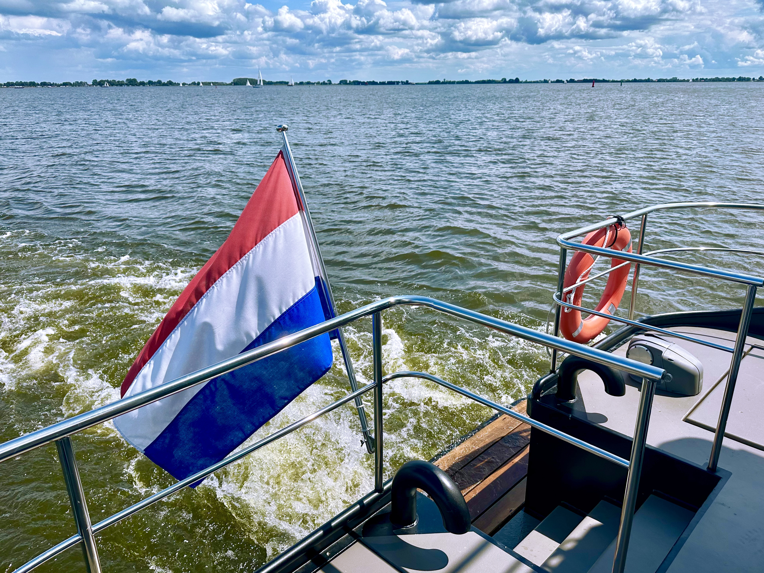 HOMESHIP Lotus Navigator 14 Houseboat — foto 34 van 38
