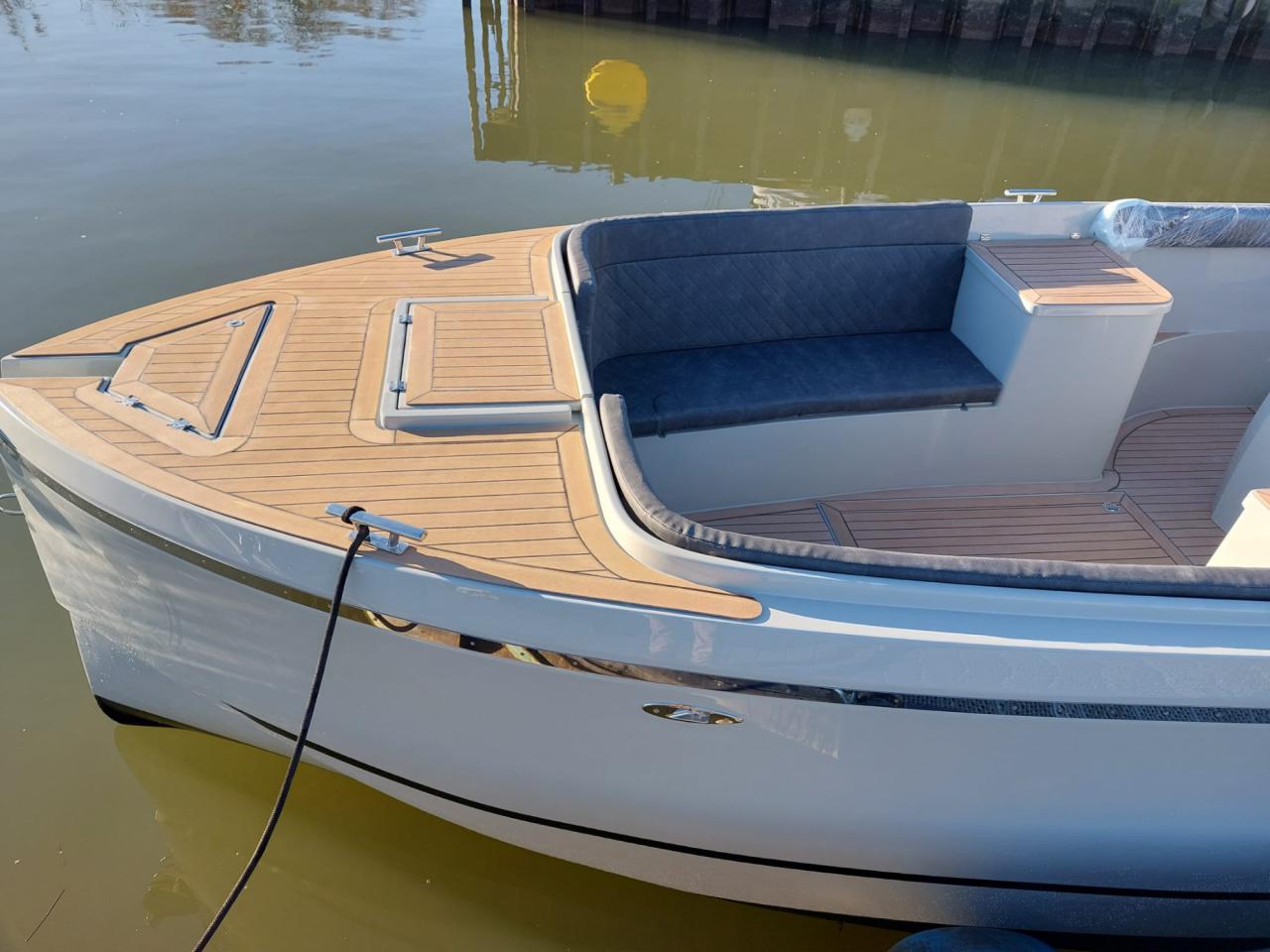 Maxima 740 Tender — foto 12 van 12