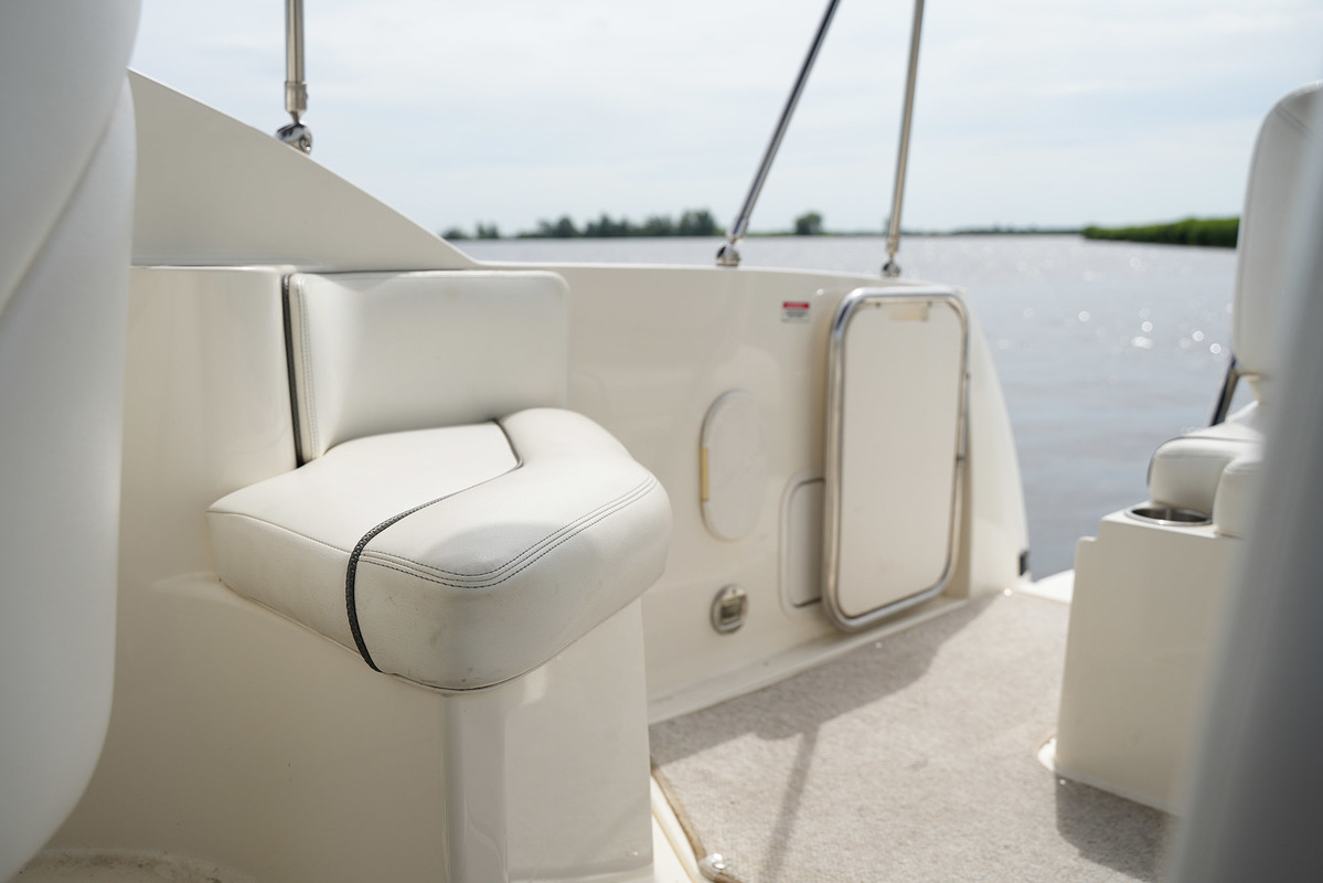 Sea Ray 255 Sundancer — foto 10 van 53