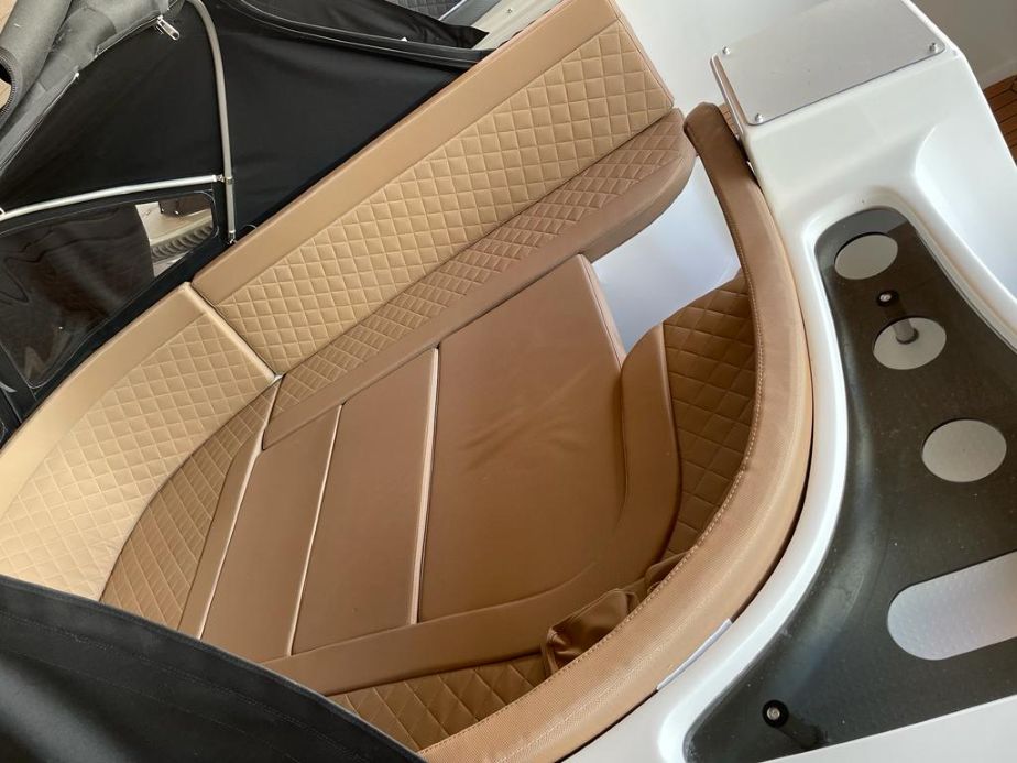 Corsiva 570 new age wit Yamaha 9.9pk — foto 6 van 6