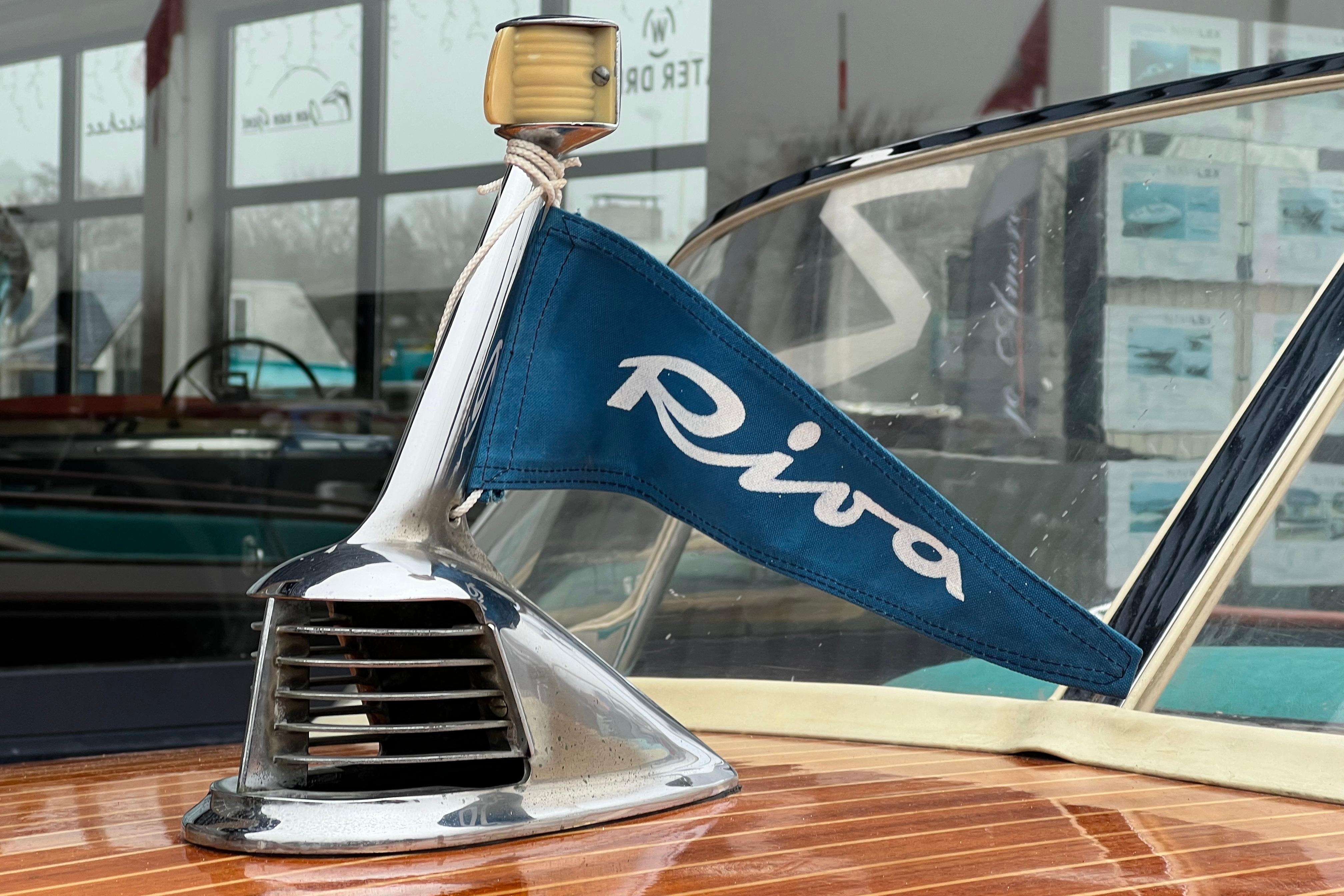 Riva Junior — foto 8 van 17