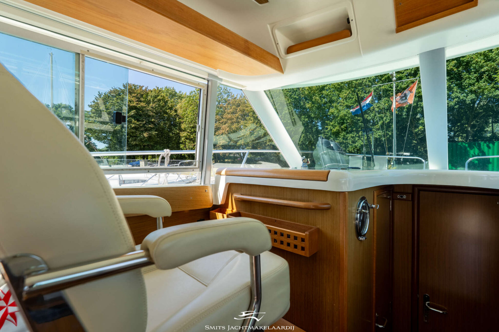 Jeanneau Merry Fisher 9.25 Flybridge — foto 10 van 64