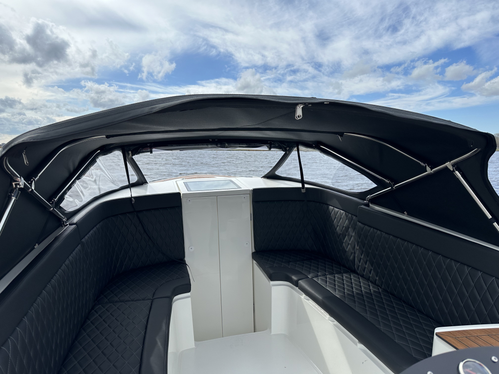 Prachtig nieuw model de Oud Huijzer 740 met toilet mogelijkheid. — foto 4 van 13