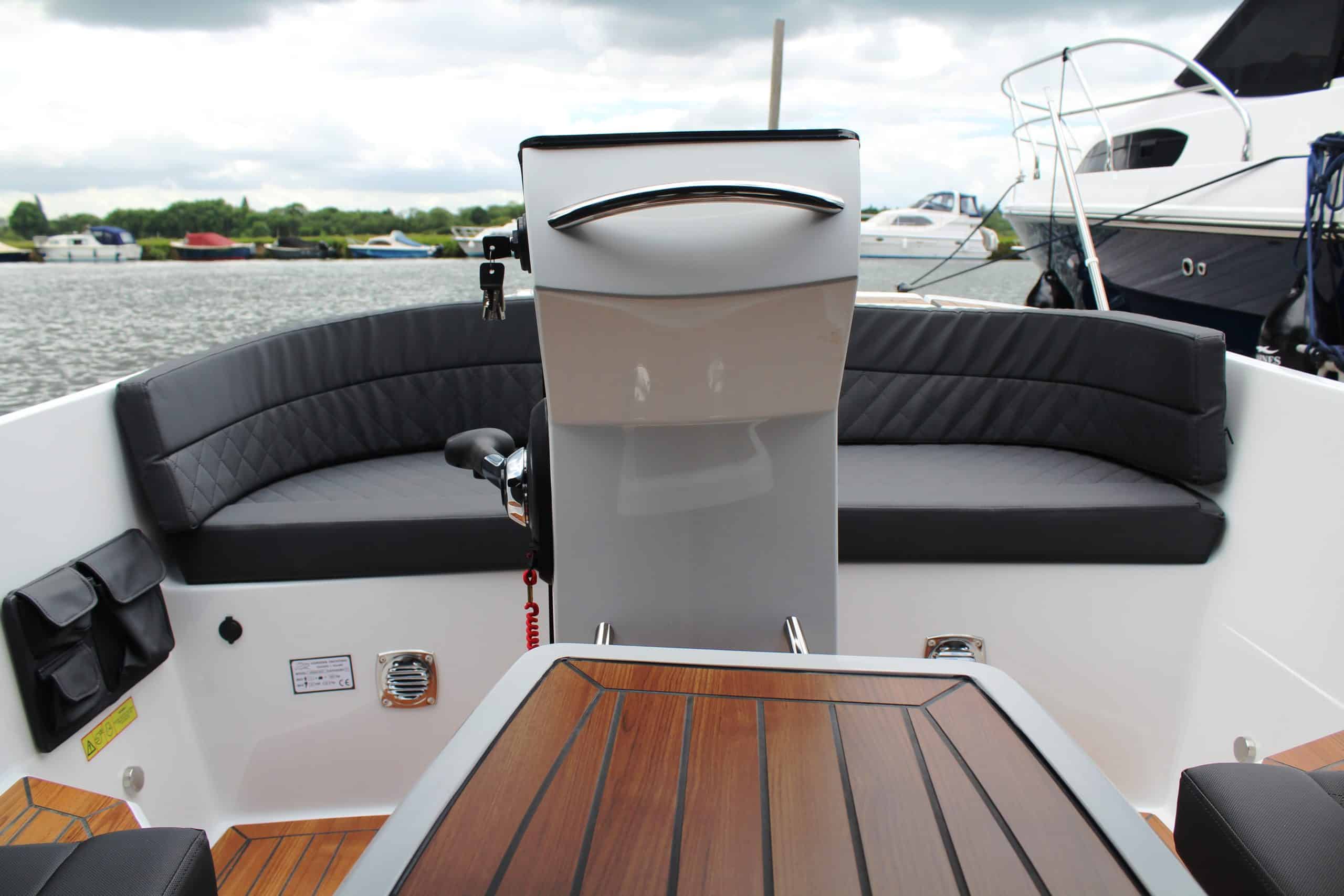 Corsiva 500 Tender — foto 17 van 17
