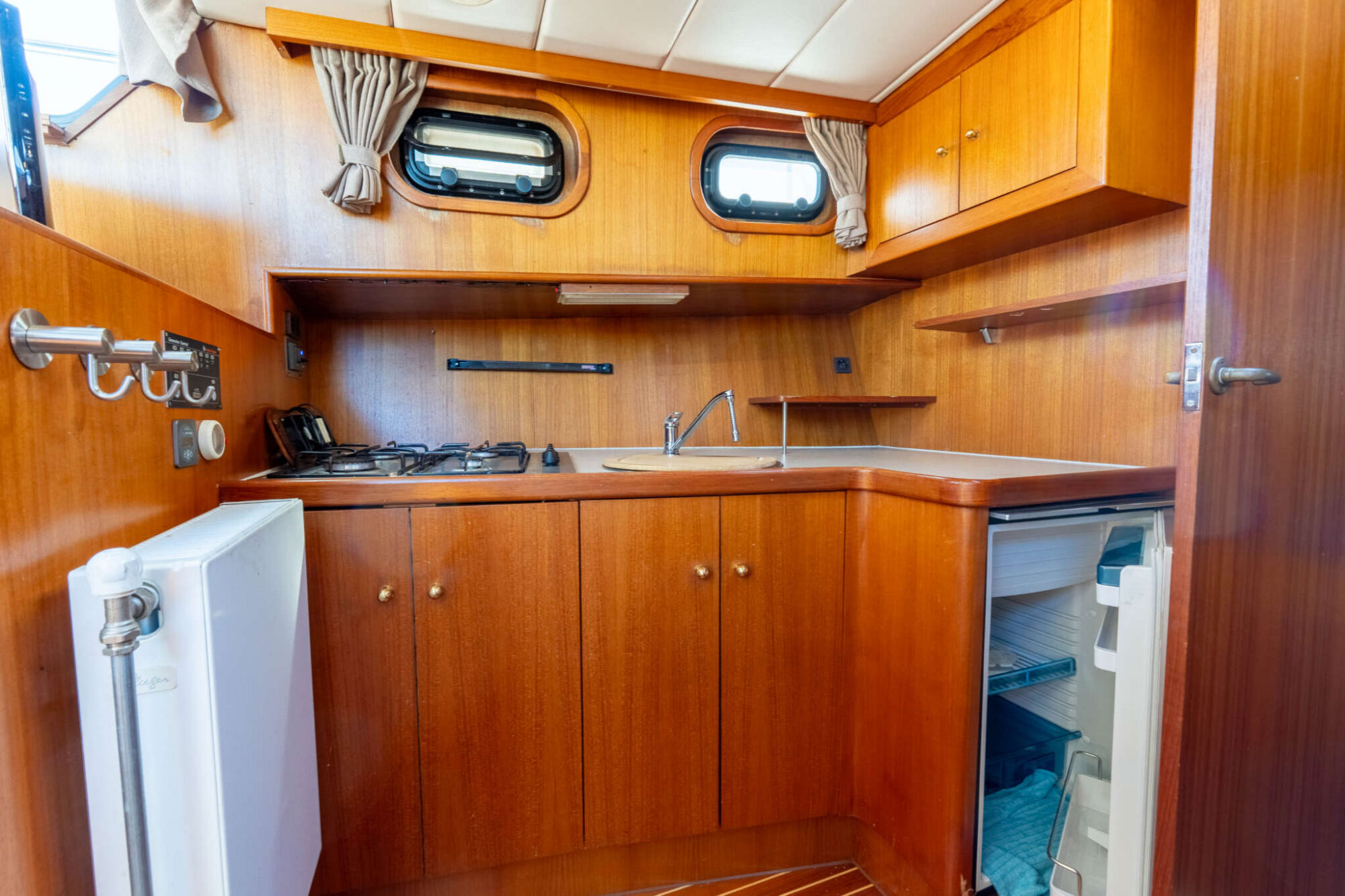 Valkkruiser Content 13.00 AK Cabrio — foto 7 van 46